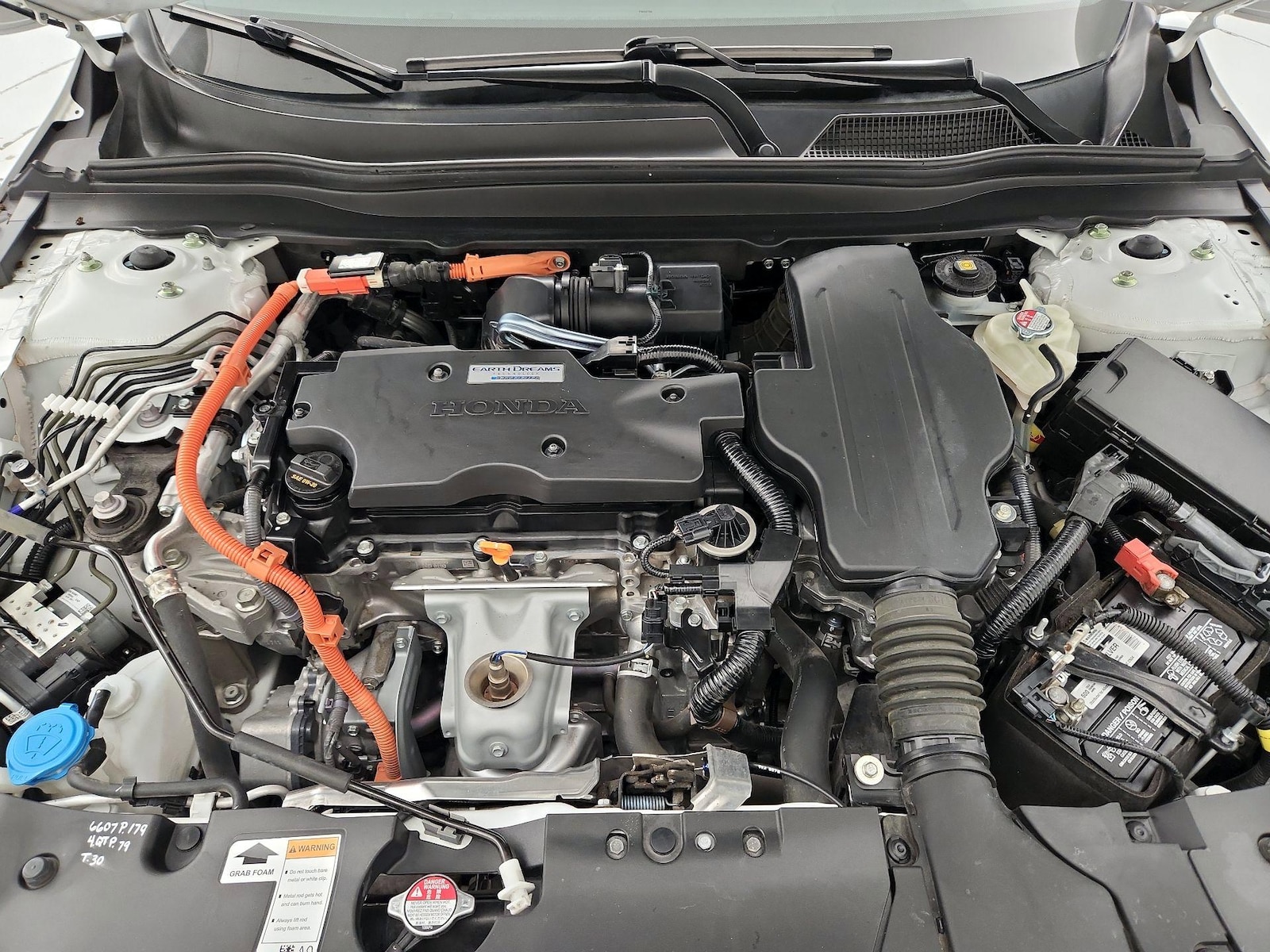 2020 Honda Accord Hybrid Touring - Photo 23