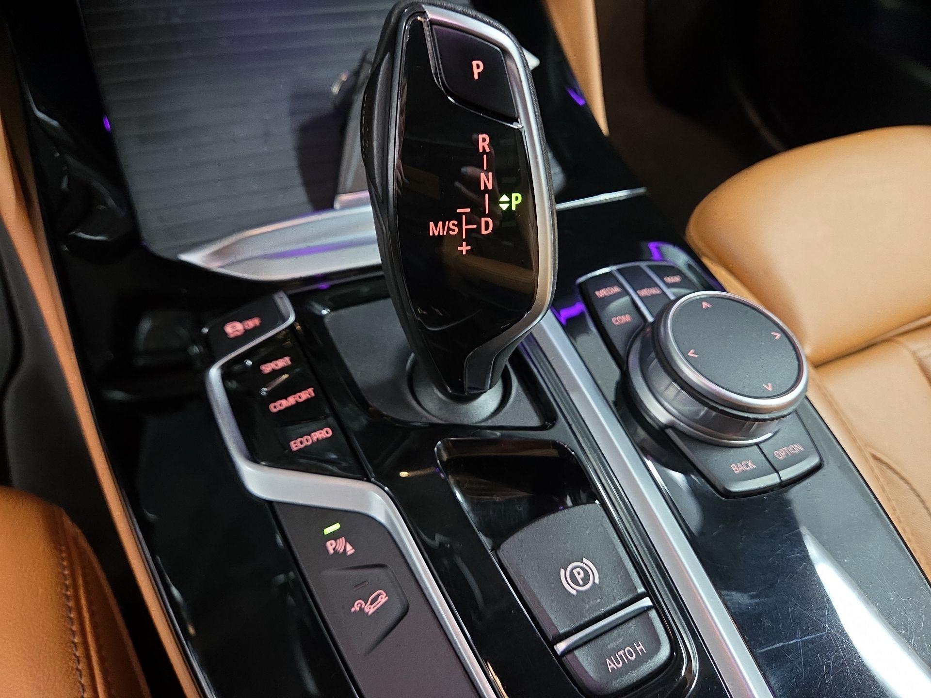 Thumbnail: 2021 BMW X4 - 18