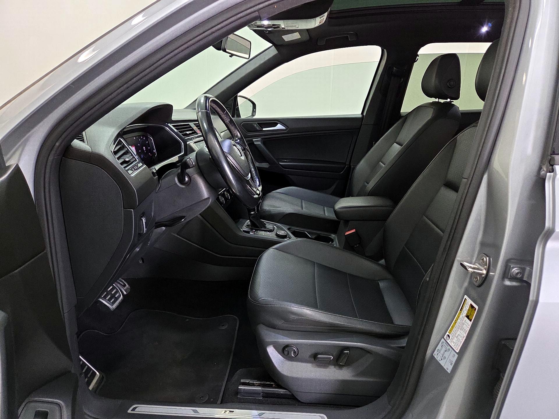 Thumbnail: 2019 Volkswagen Tiguan - 11