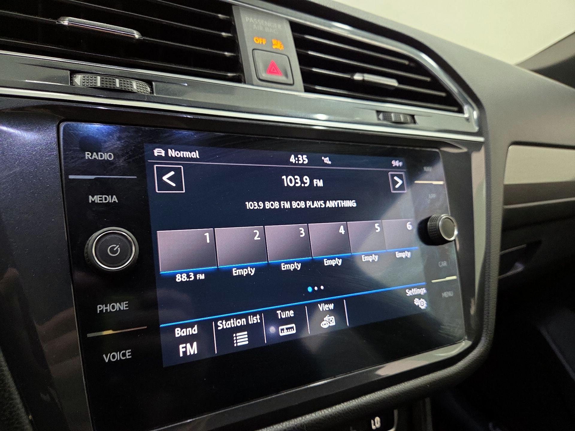 Thumbnail: 2019 Volkswagen Tiguan - 15