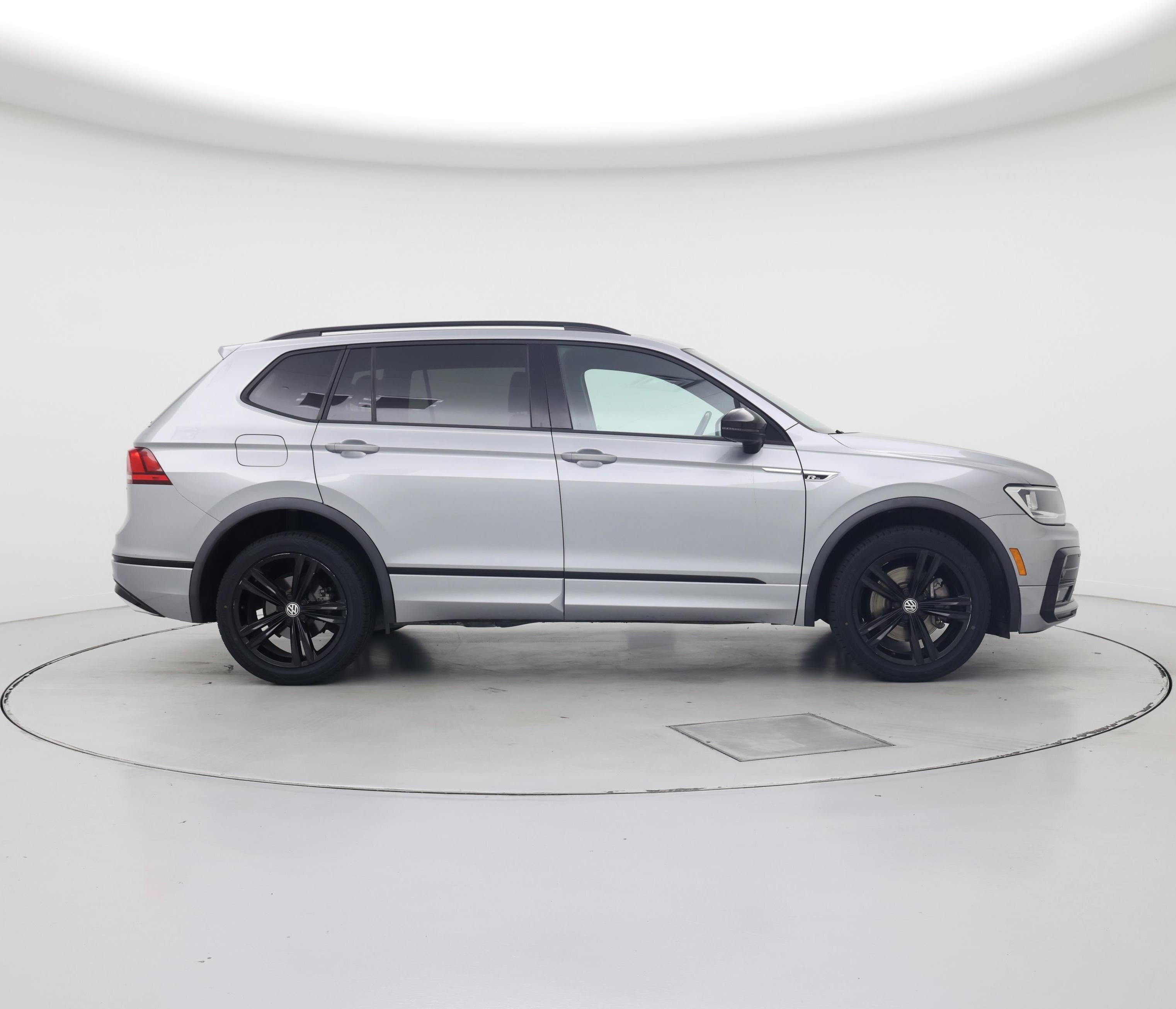 Thumbnail: 2019 Volkswagen Tiguan - 7