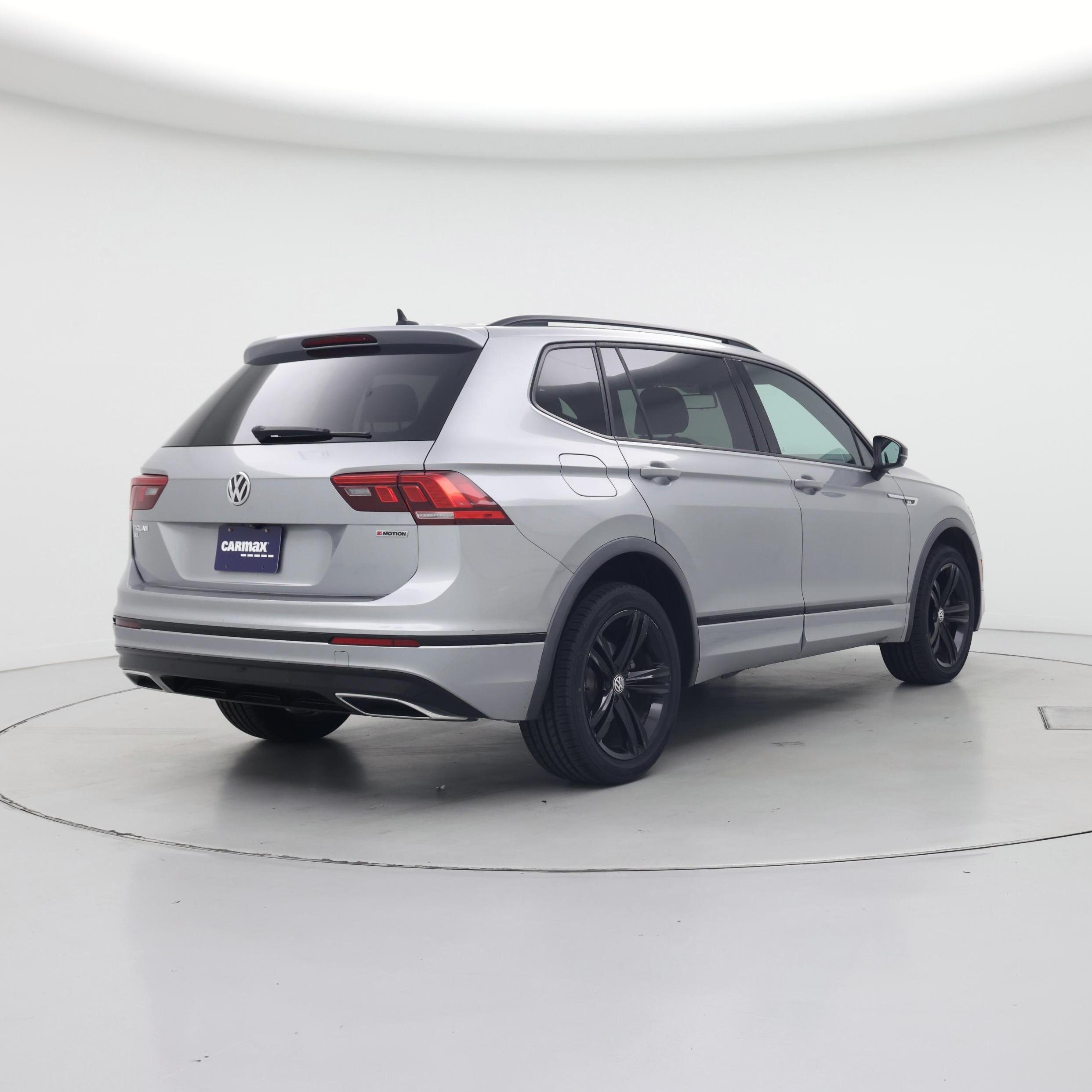 Thumbnail: 2019 Volkswagen Tiguan - 8