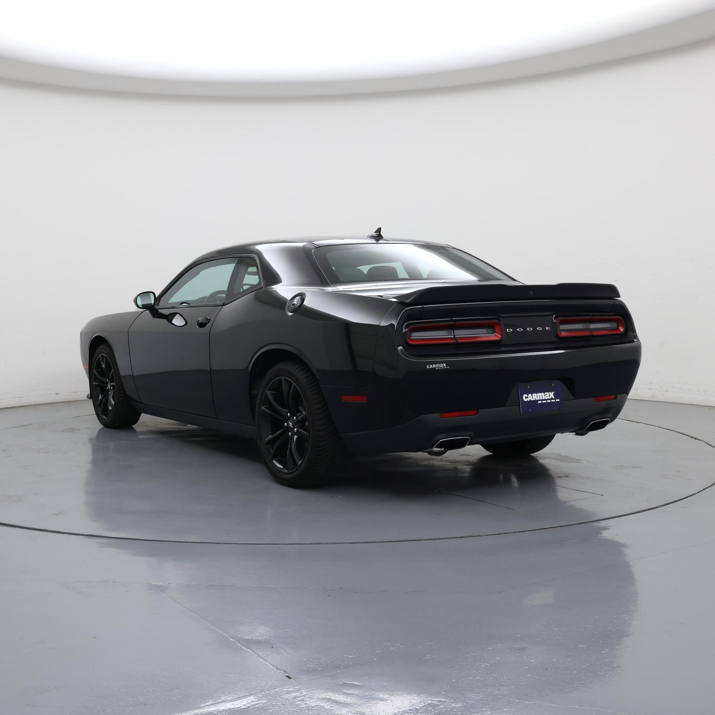 Thumbnail: 2017 Dodge Challenger - 2