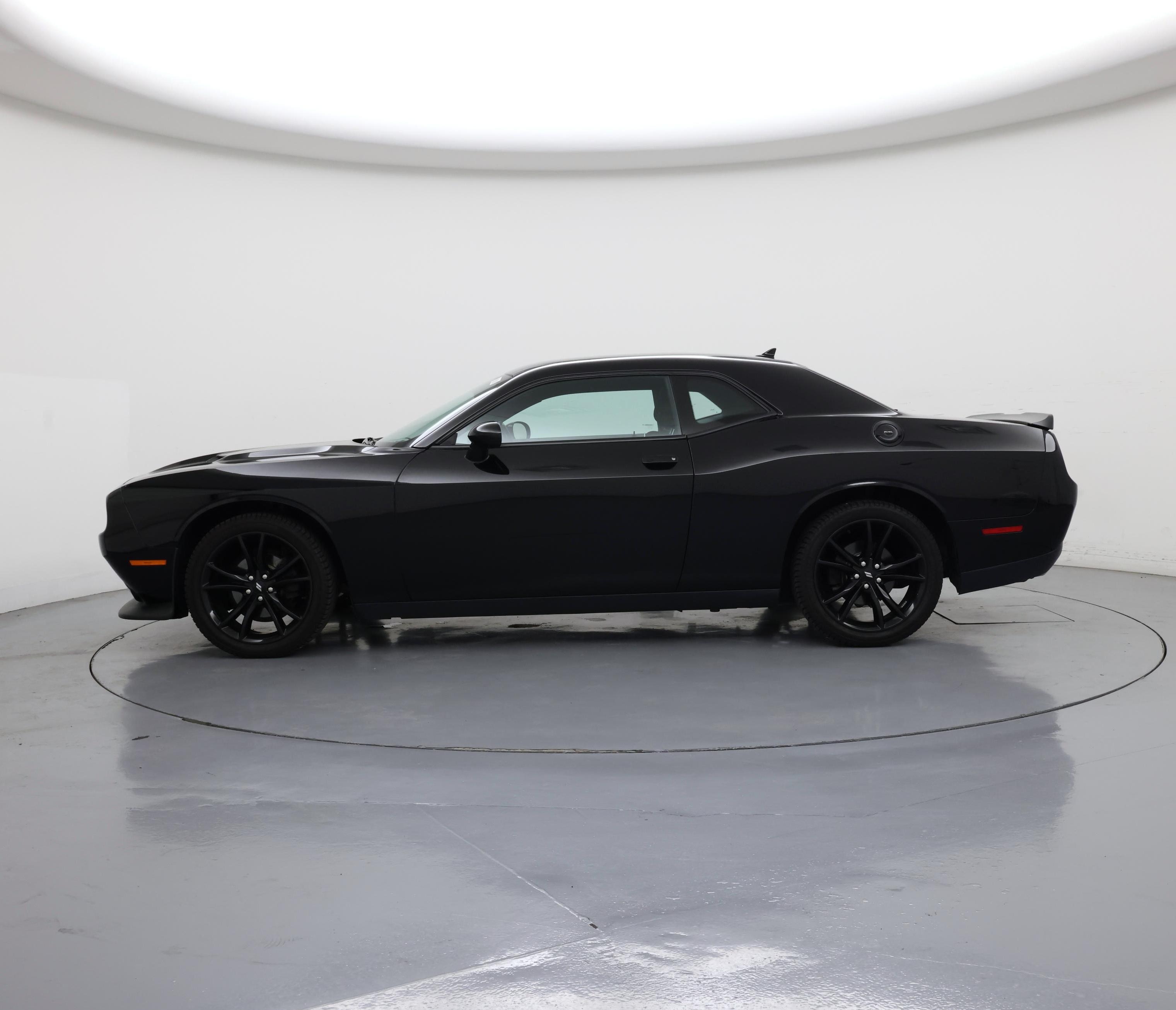 Thumbnail: 2017 Dodge Challenger - 3