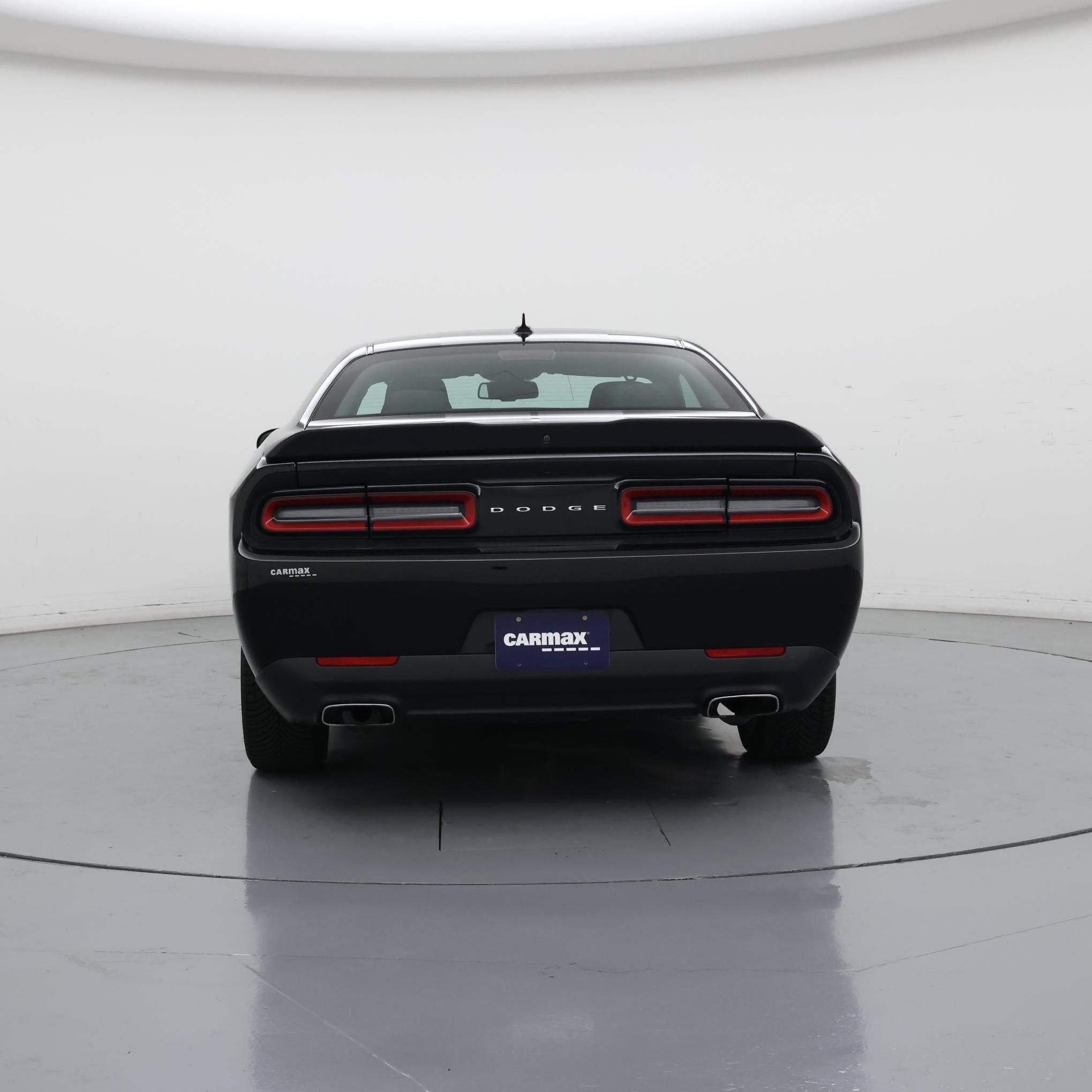 Thumbnail: 2017 Dodge Challenger - 6
