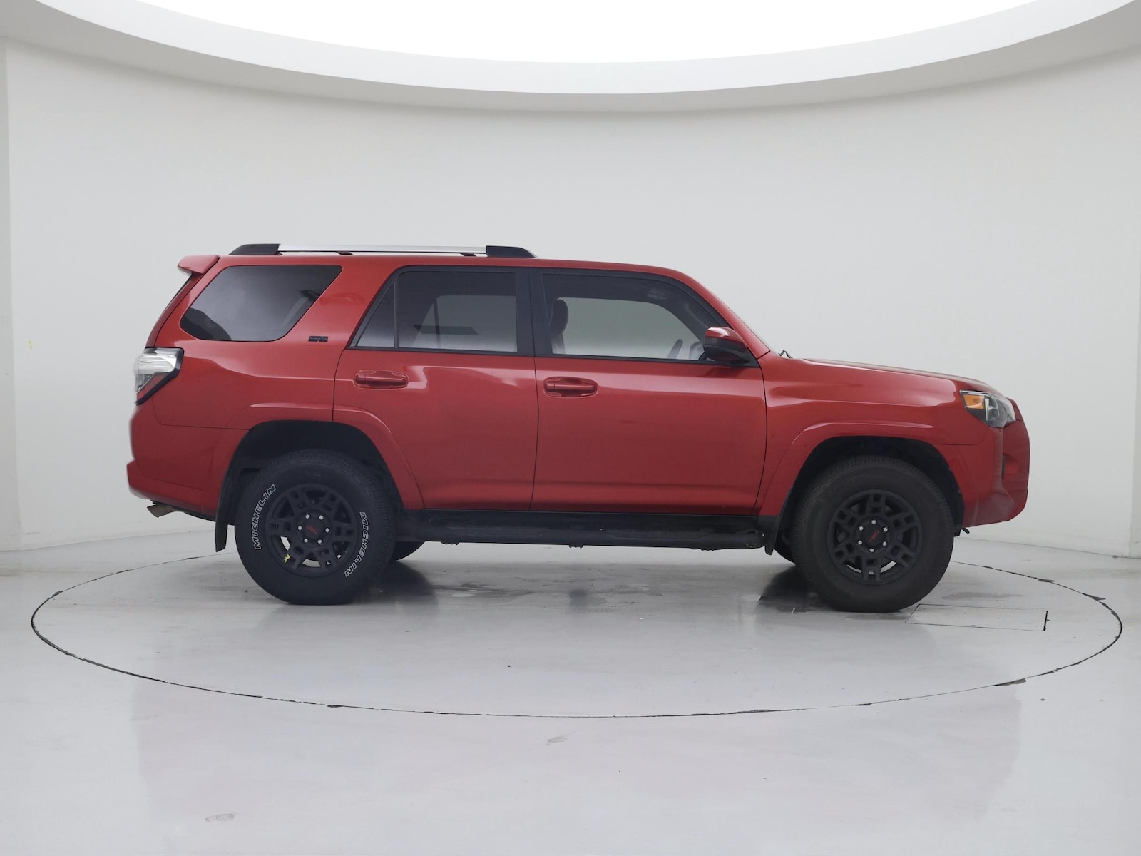 2021 Toyota 4Runner SR5 - Photo 8