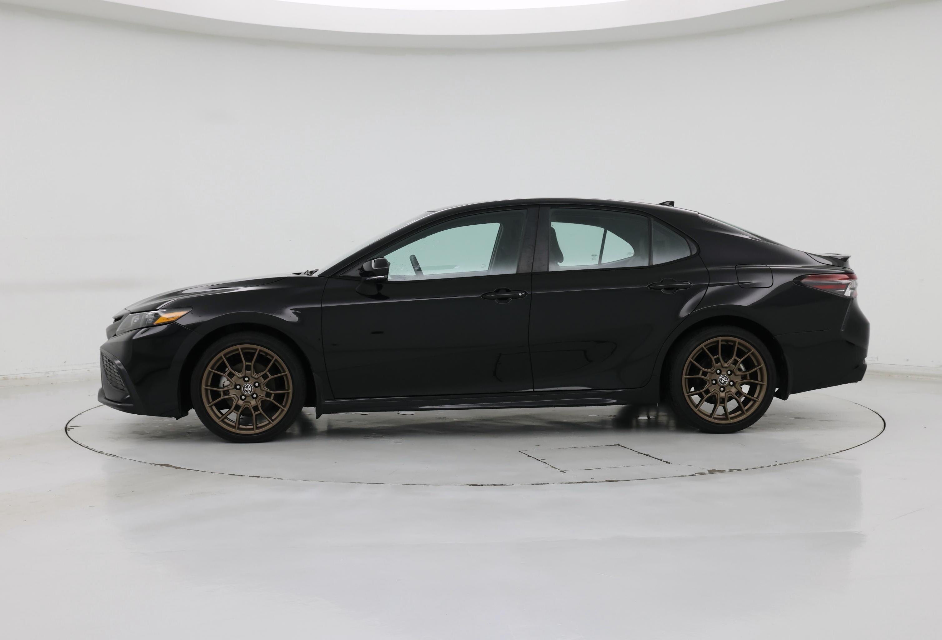 Thumbnail: 2023 Toyota Camry - 3