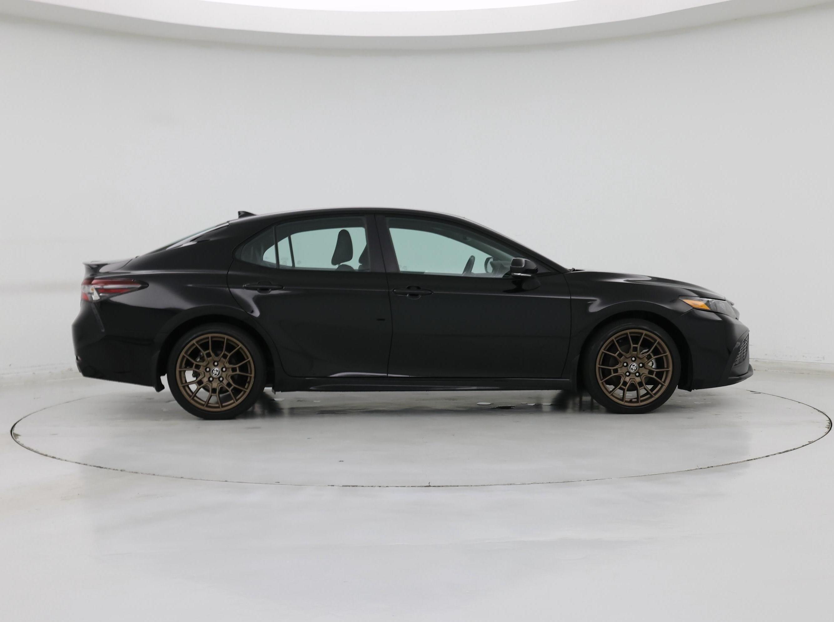 Thumbnail: 2023 Toyota Camry - 7