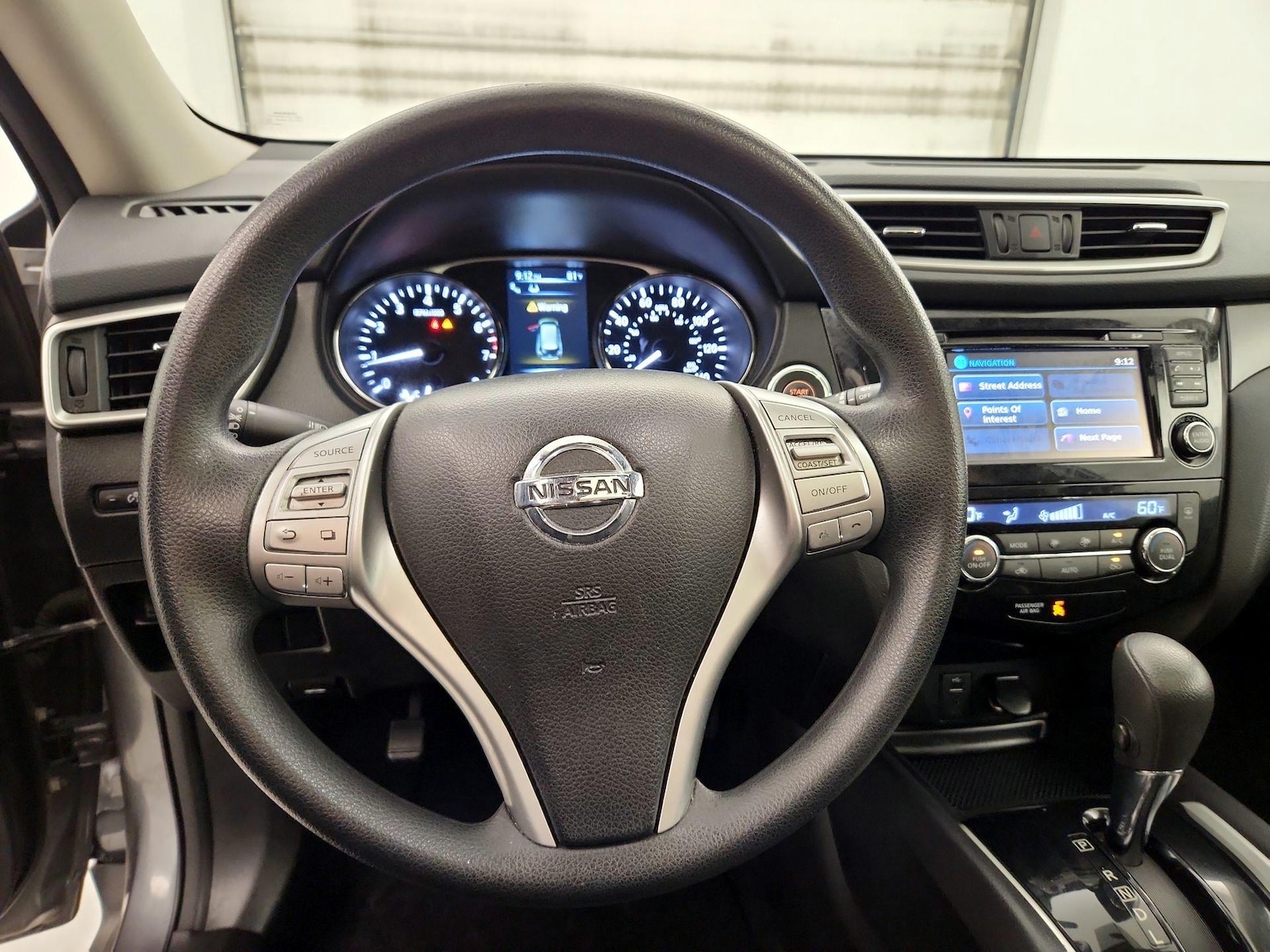2015 Nissan Rogue SV - Photo 11