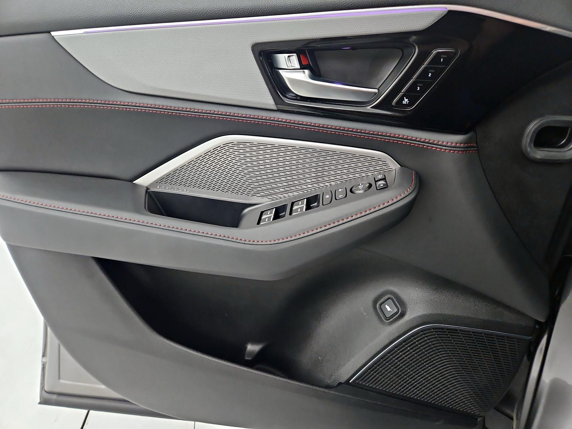 Thumbnail: 2024 Acura MDX - 10