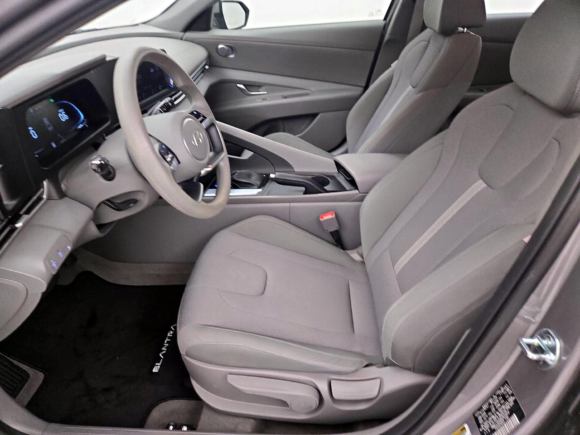 Thumbnail: 2024 Hyundai Elantra - 11