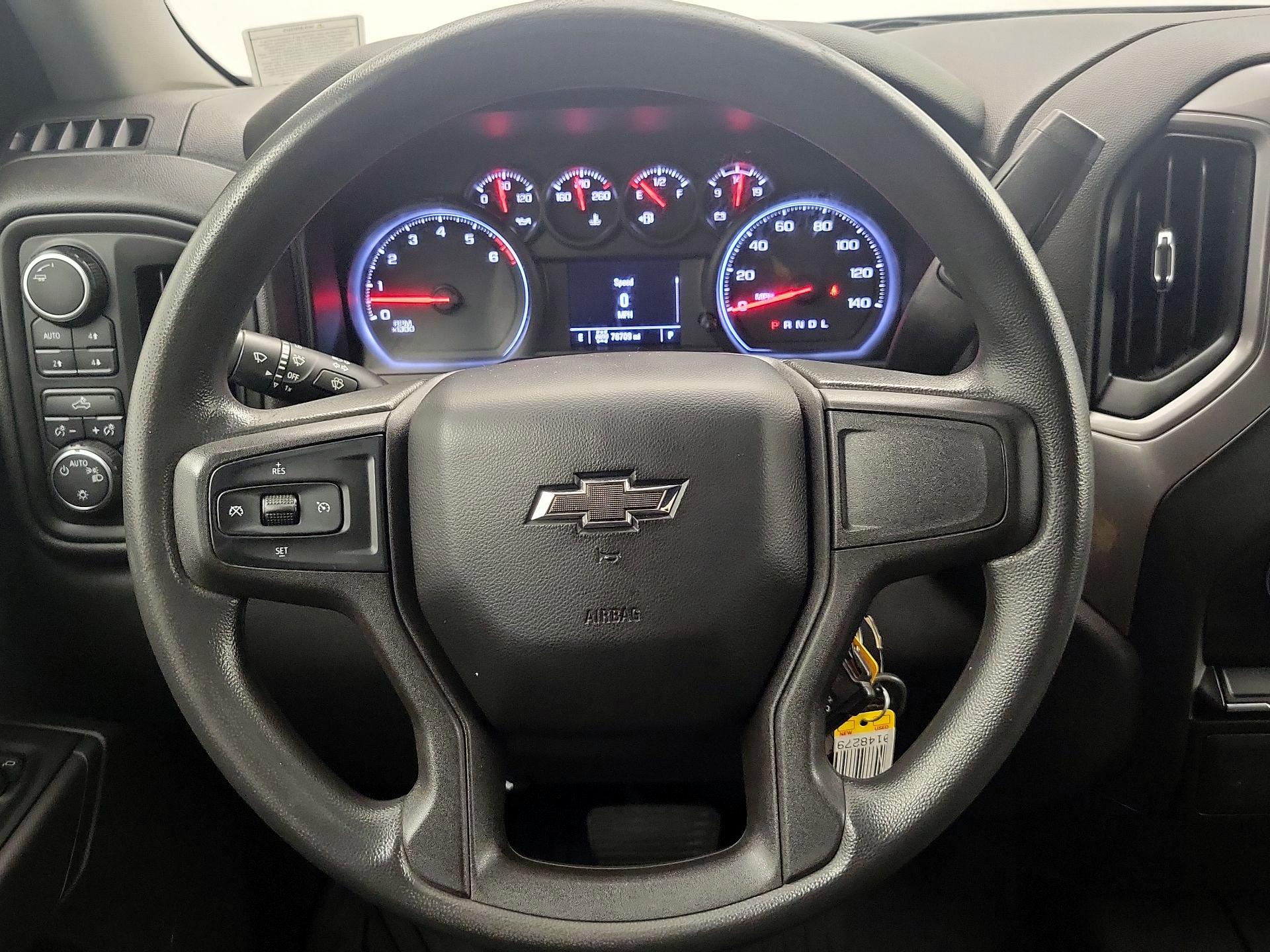 Thumbnail: 2020 Chevrolet Silverado 1500 - 10