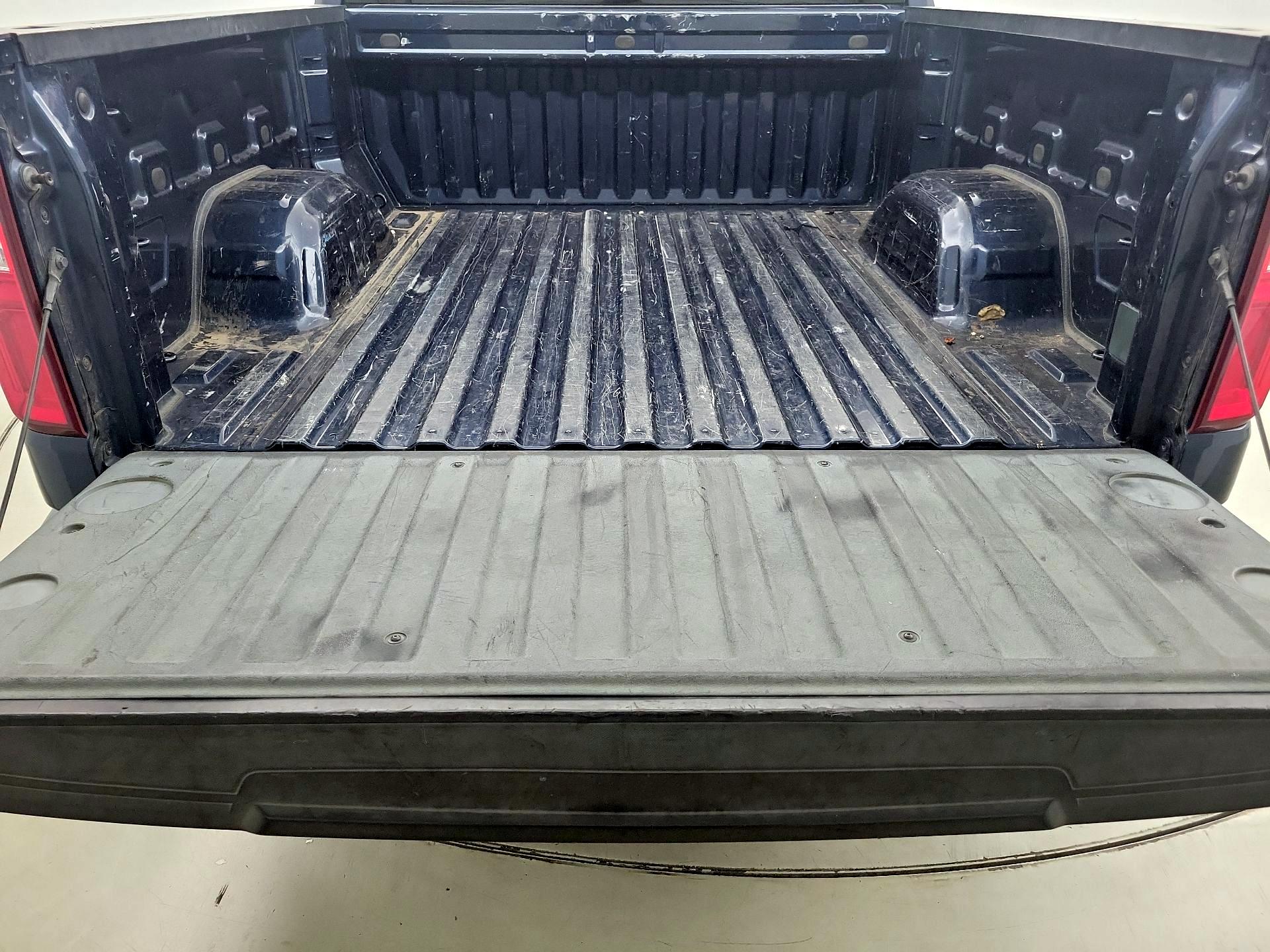Thumbnail: 2020 Chevrolet Silverado 1500 - 20