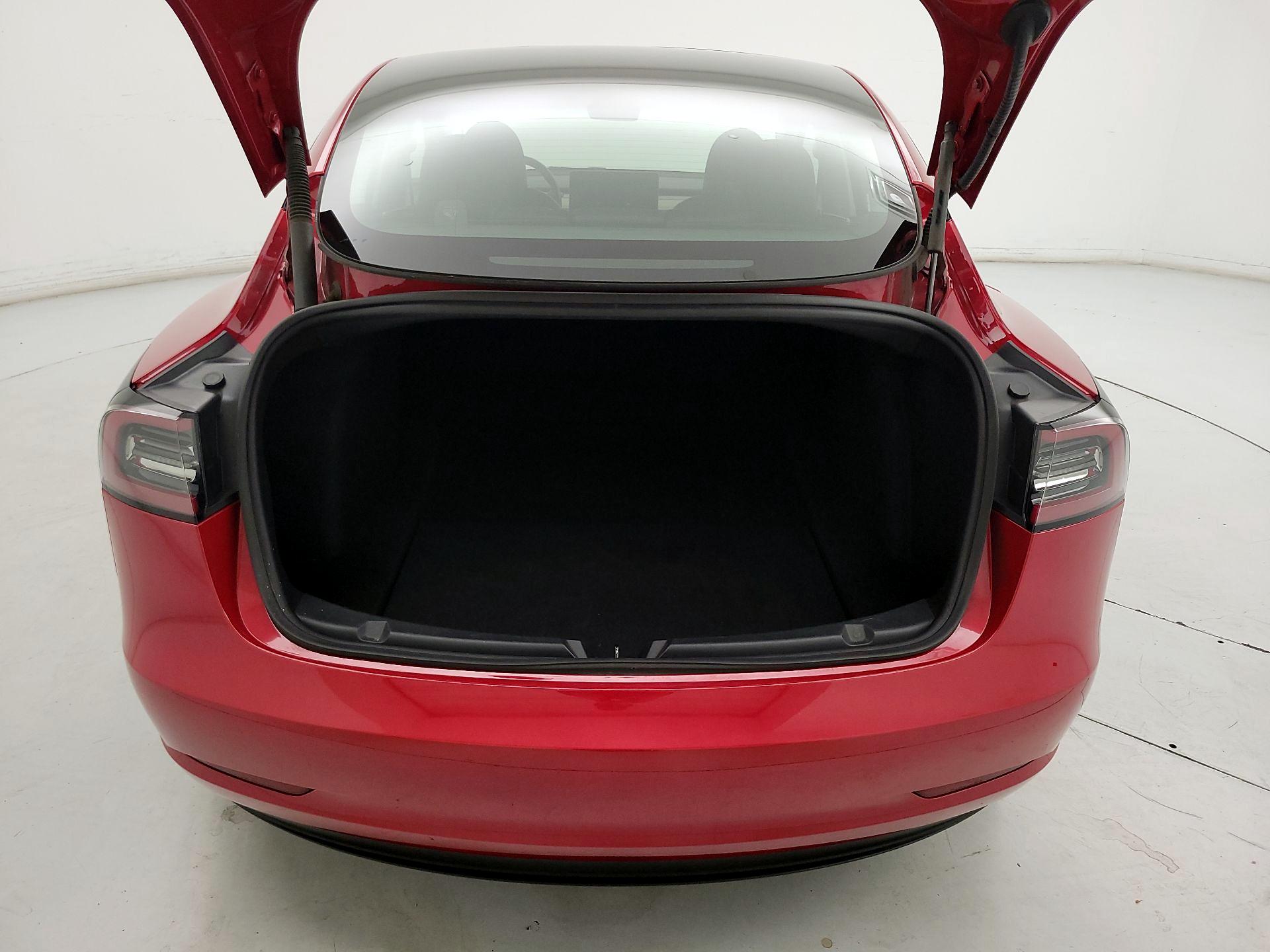 Thumbnail: 2023 Tesla Model 3 - 19