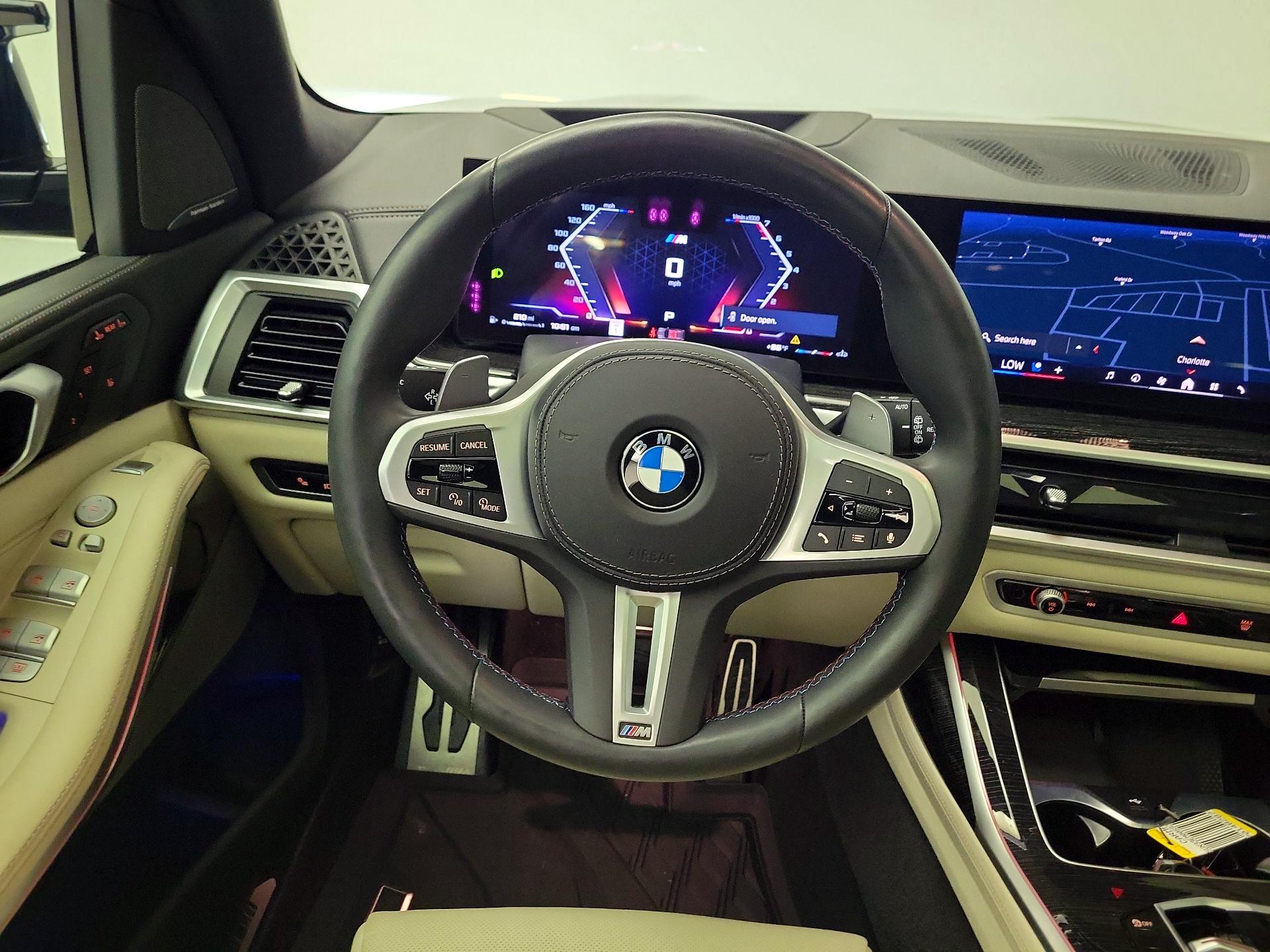 Thumbnail: 2025 BMW X7 - 10