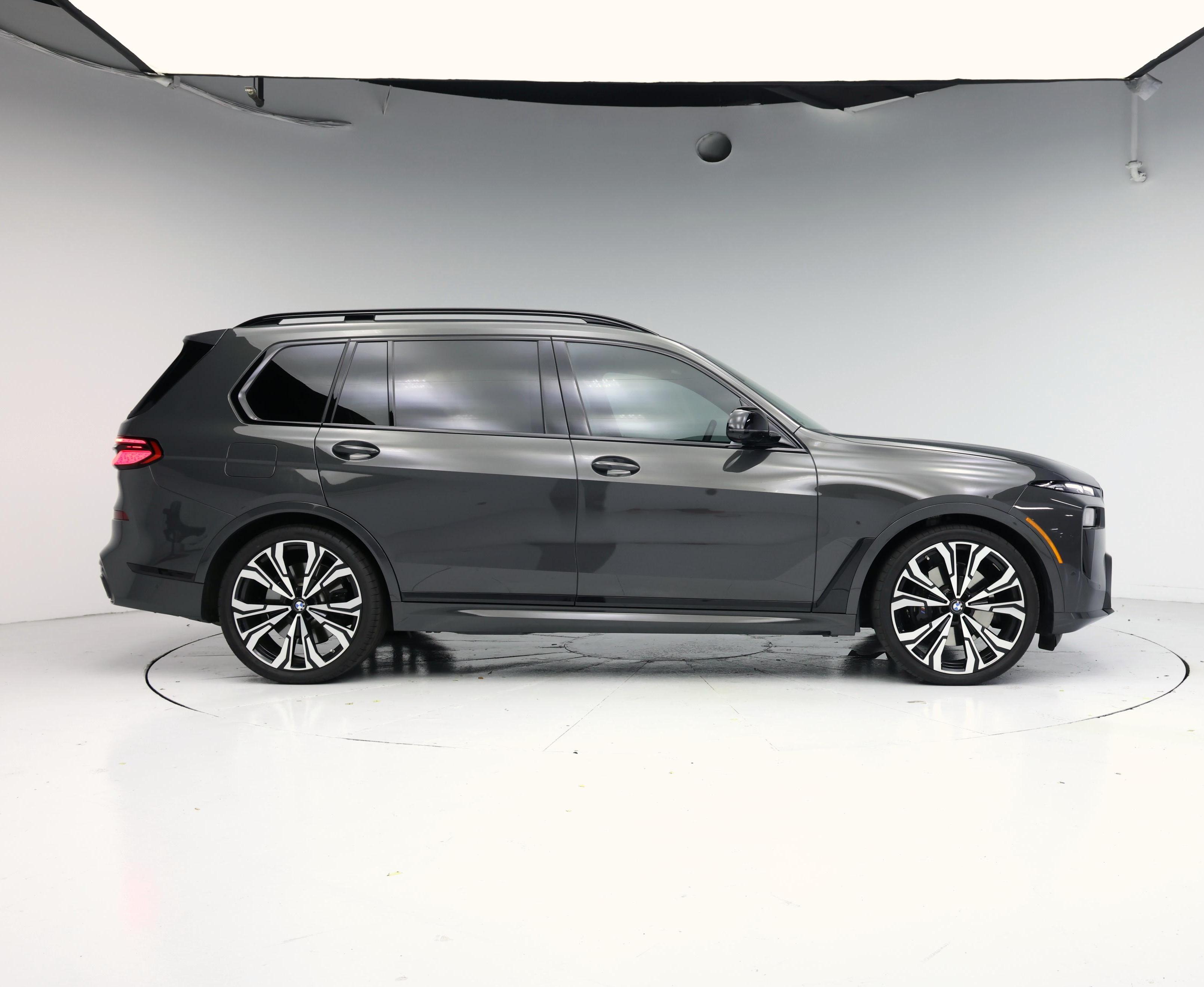 Thumbnail: 2025 BMW X7 - 7