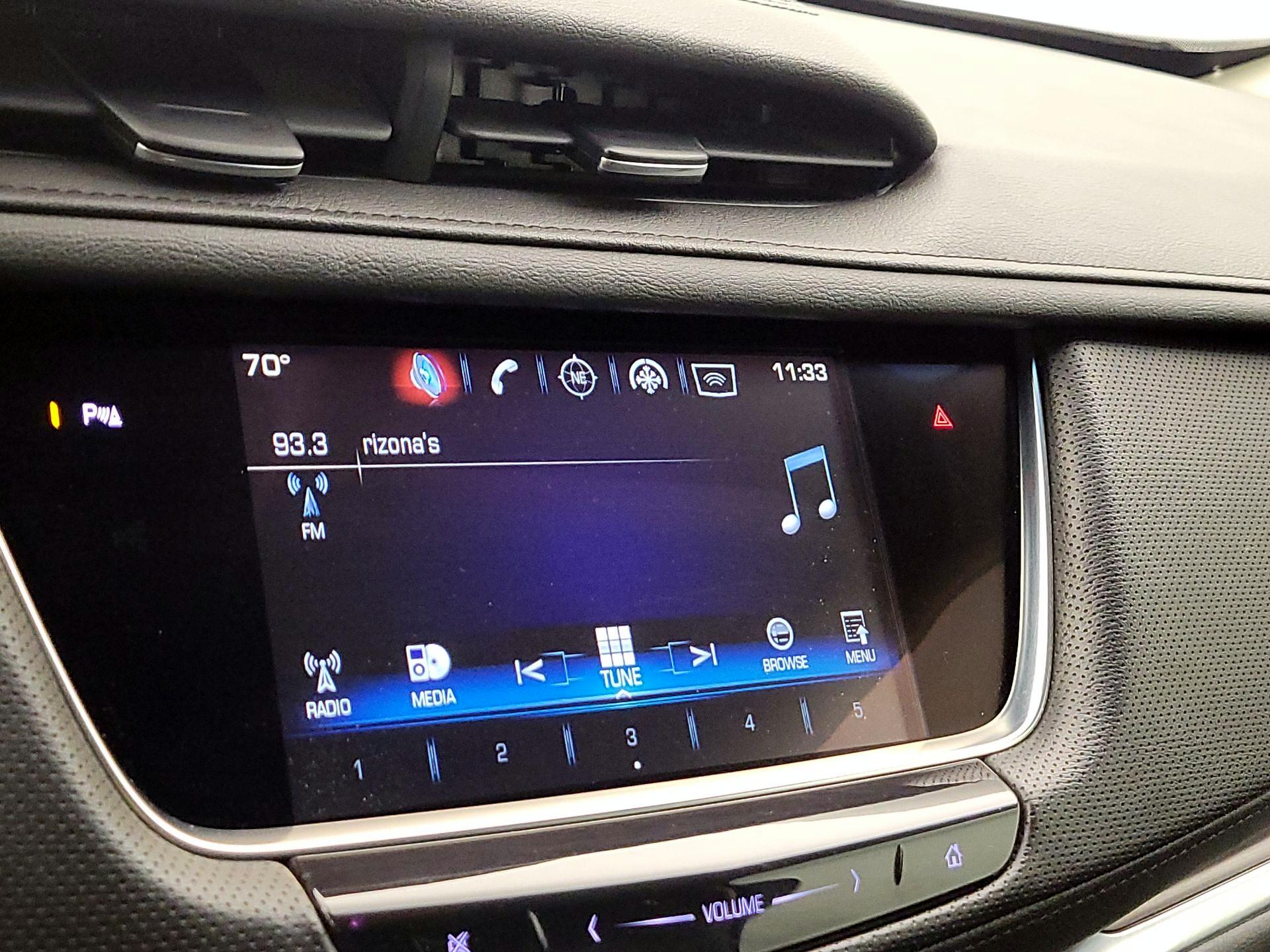 Thumbnail: 2017 Cadillac XT5 - 16
