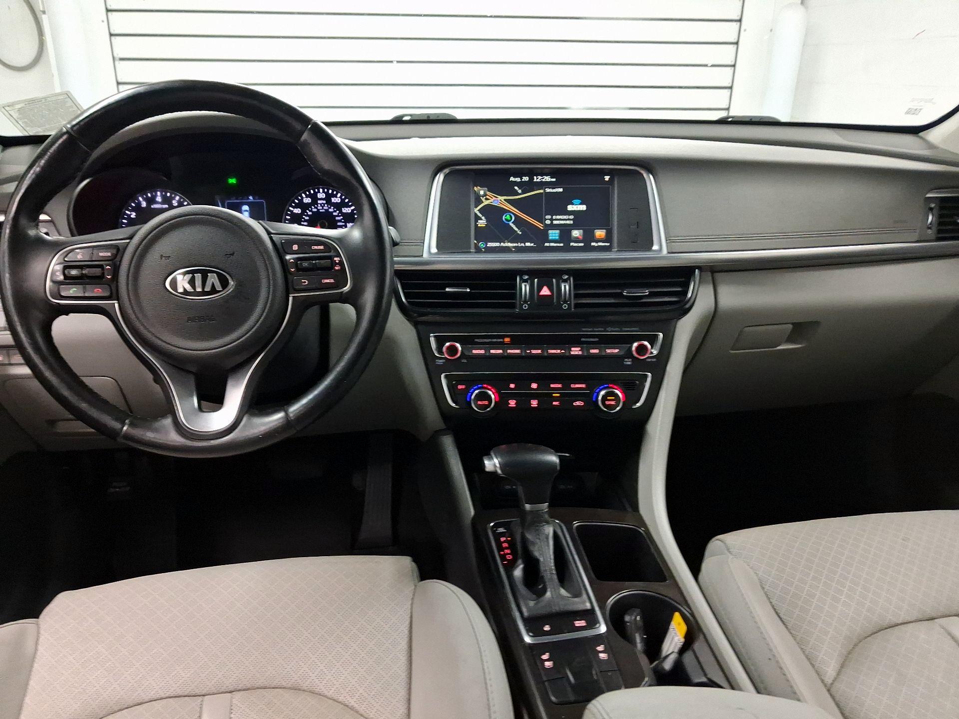 Thumbnail: 2016 Kia Optima - 9