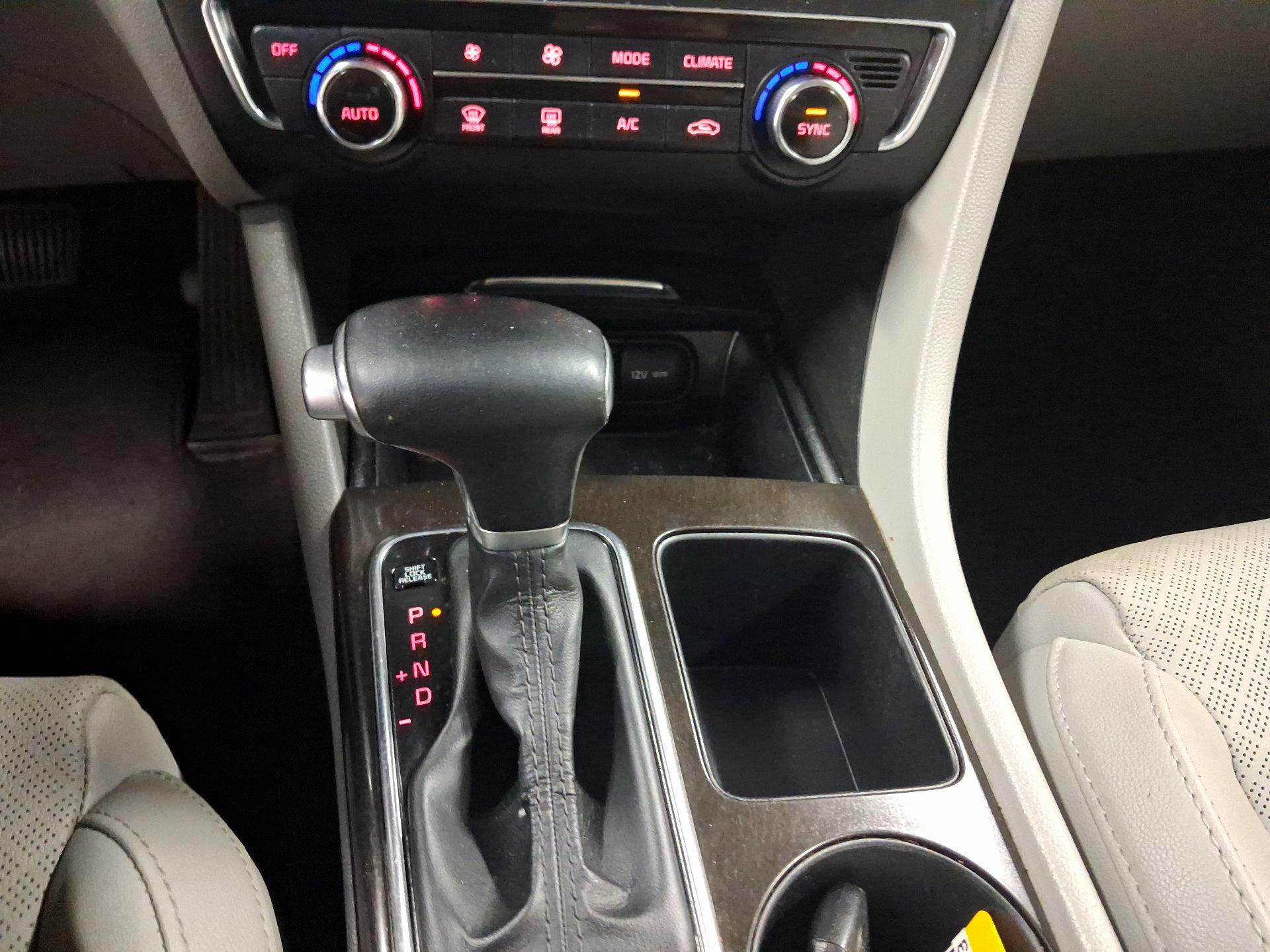 Thumbnail: 2016 Kia Optima - 15