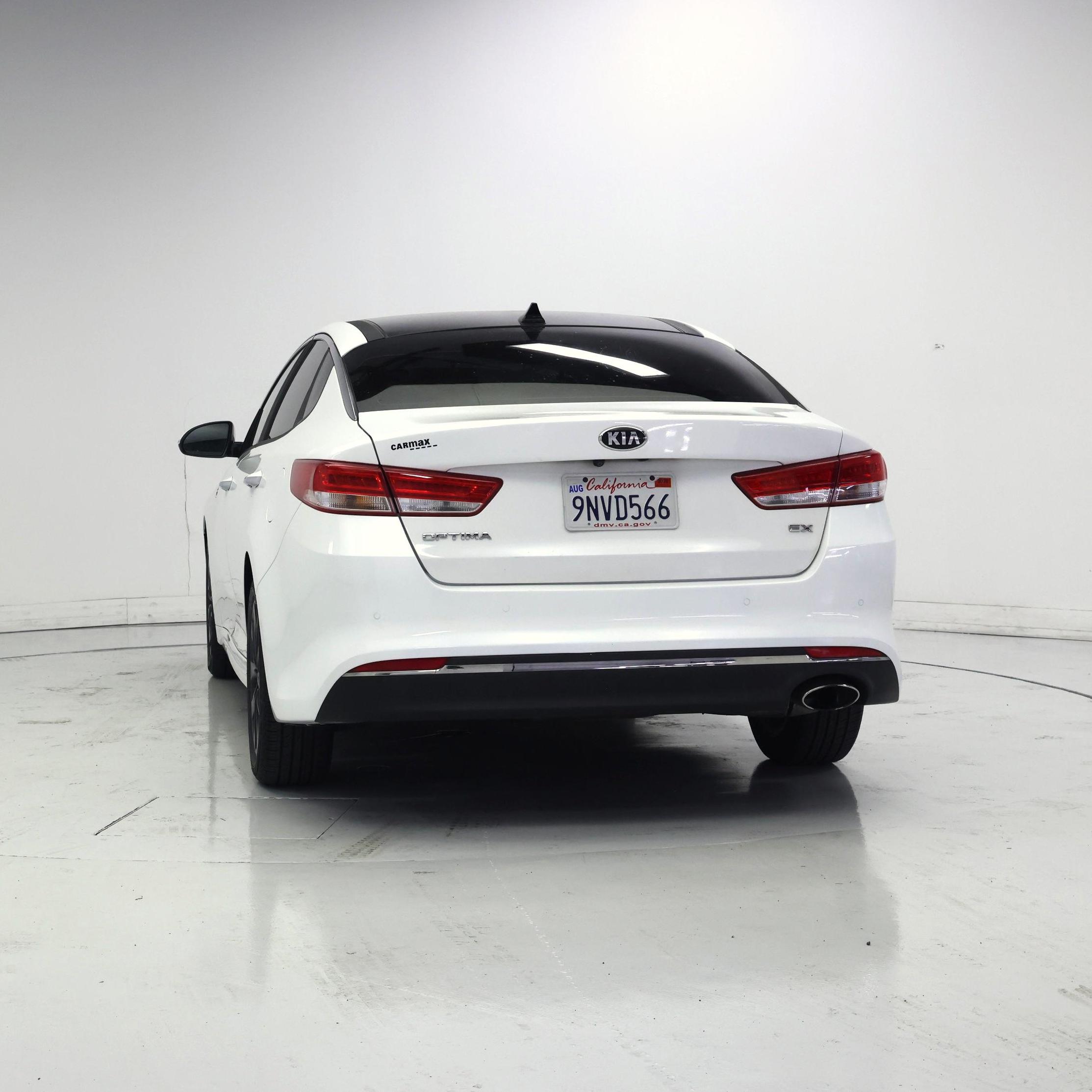 Thumbnail: 2016 Kia Optima - 6