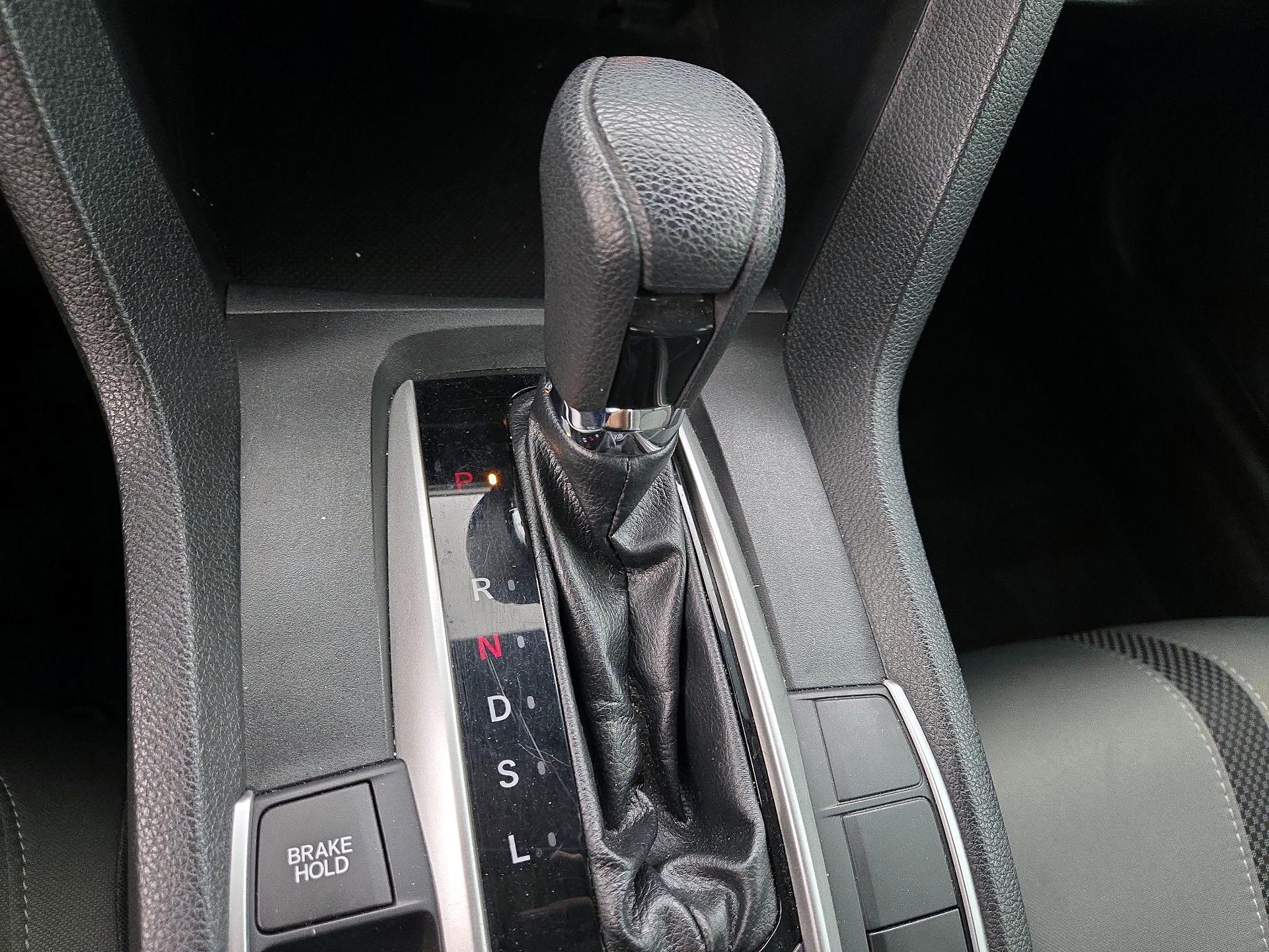Thumbnail: 2019 Honda Civic - 17