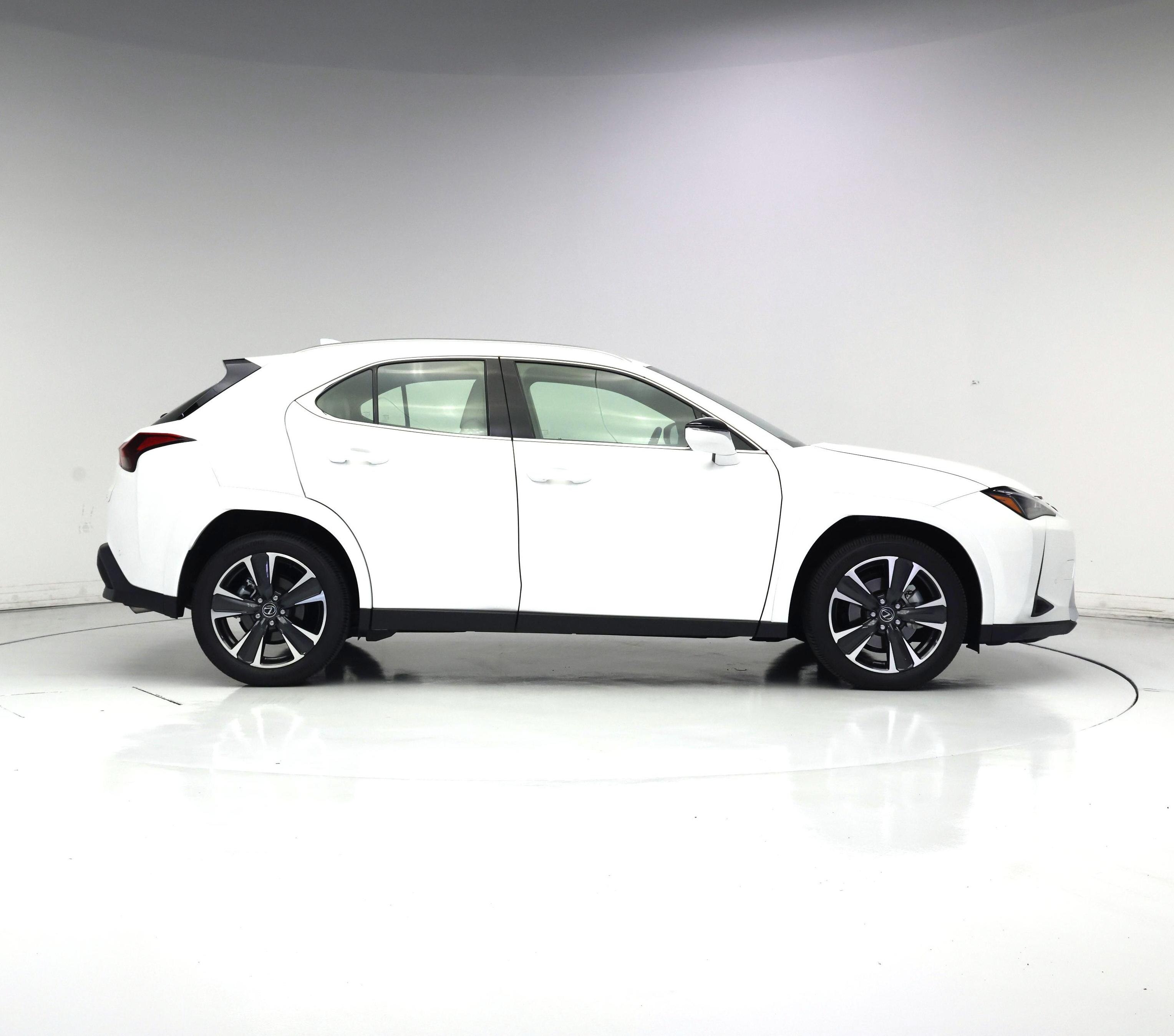Thumbnail: 2025 Lexus UX - 7