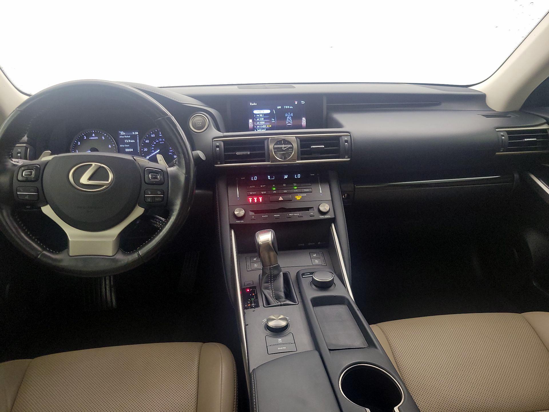 Thumbnail: 2017 Lexus IS - 9