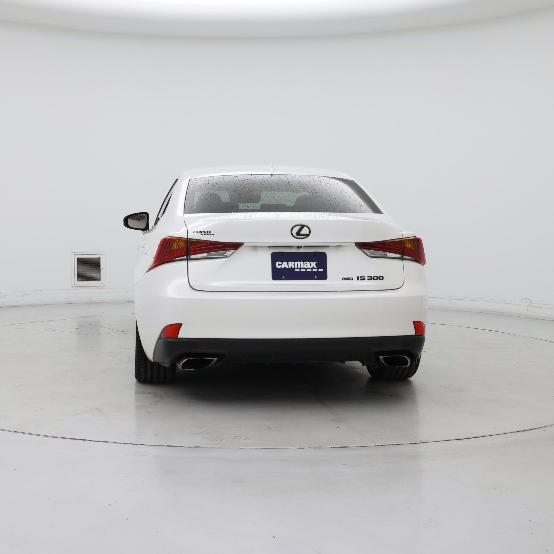 Thumbnail: 2017 Lexus IS - 6