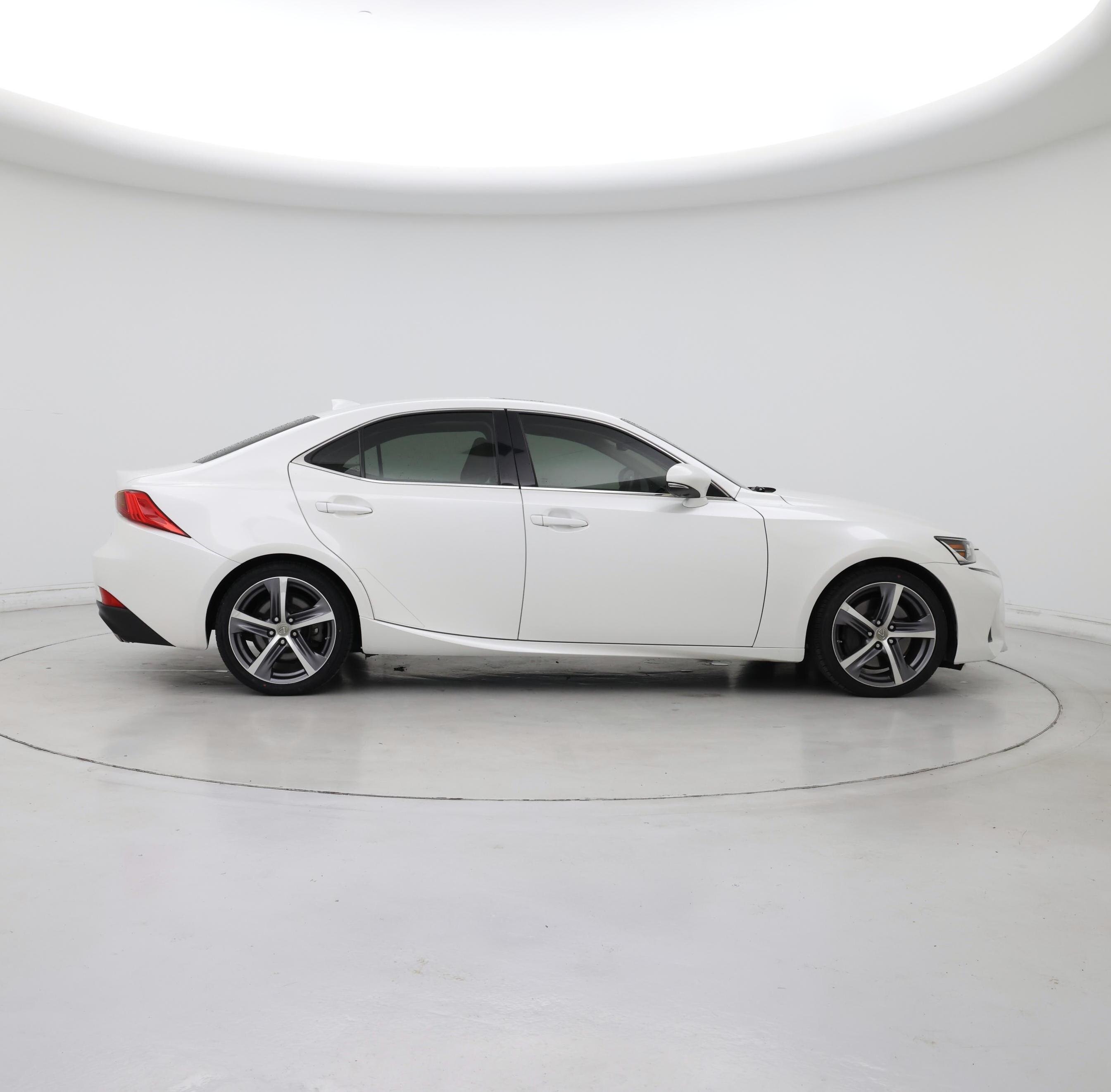 Thumbnail: 2017 Lexus IS - 7