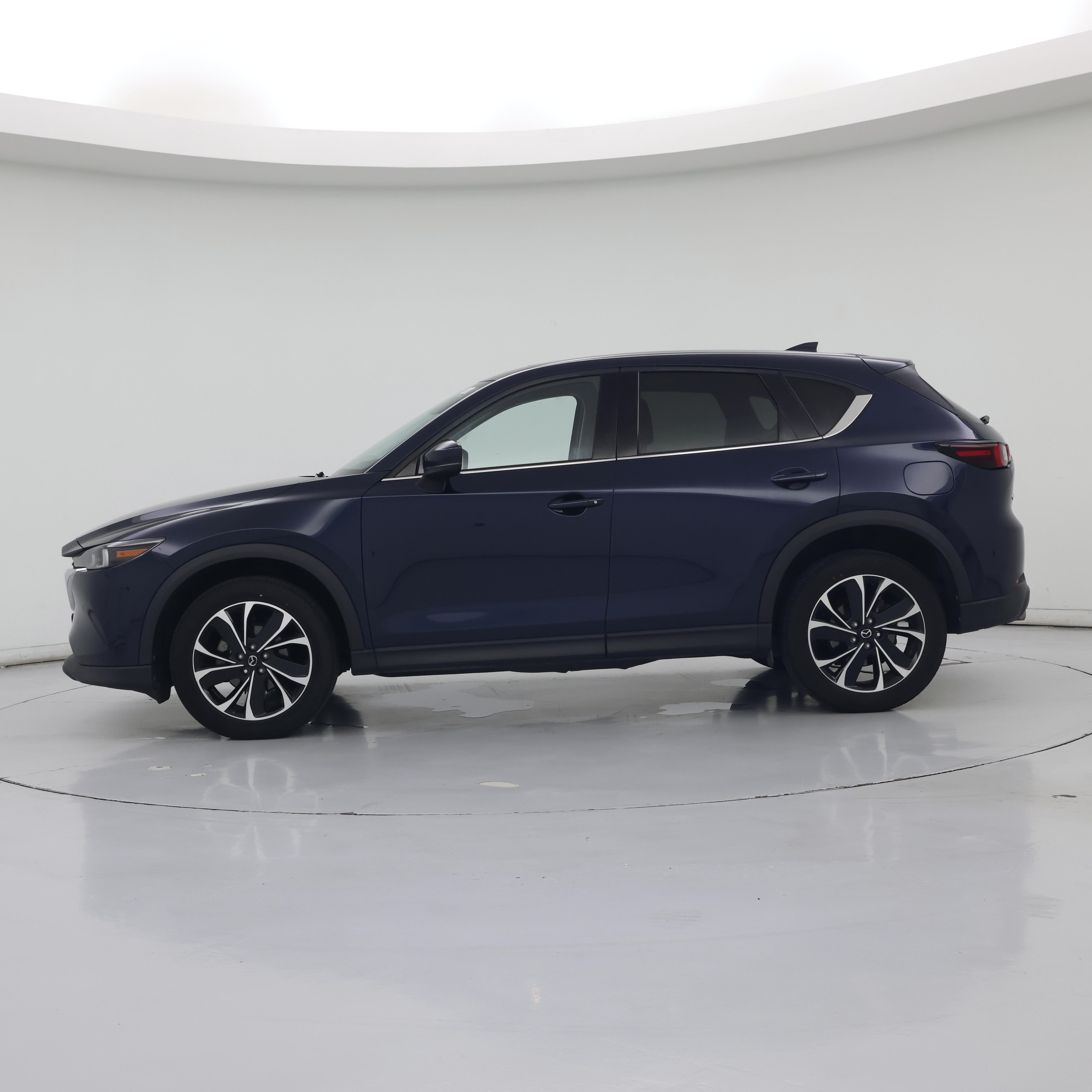 Thumbnail: 2022 Mazda CX-5 - 3