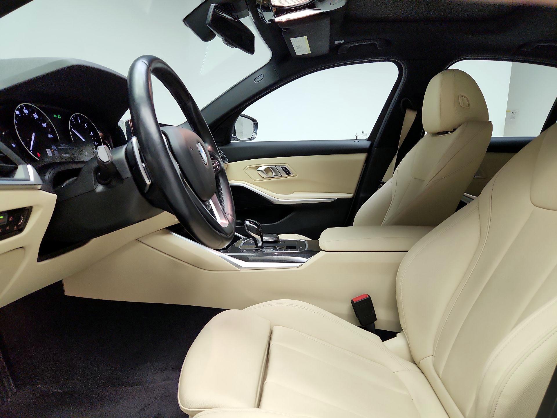 Thumbnail: 2020 BMW 3 Series - 9