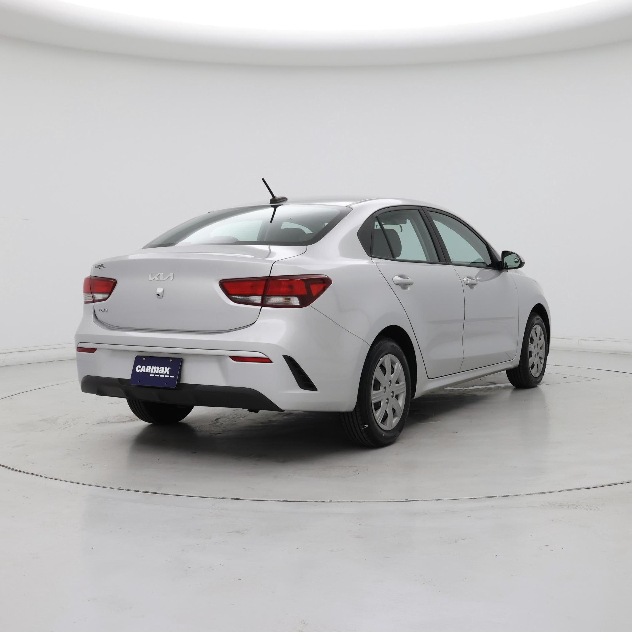 Thumbnail: 2023 Kia Rio - 8
