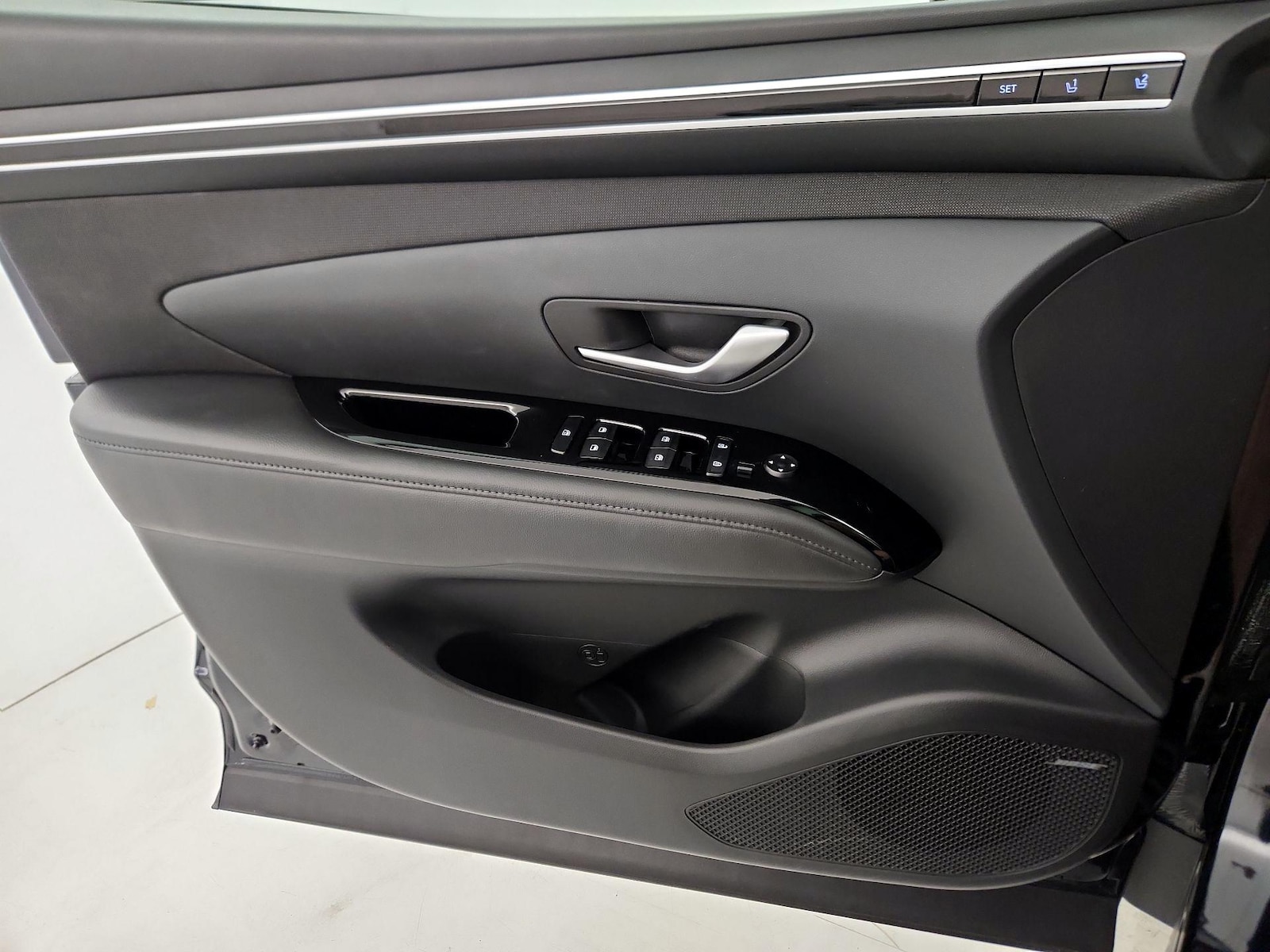 2022 Hyundai Tucson Limited - Photo 13