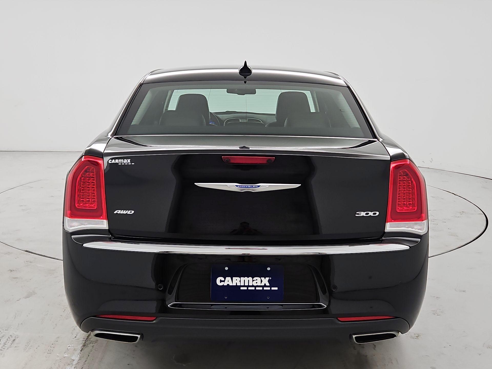 Thumbnail: 2018 Chrysler 300 - 6
