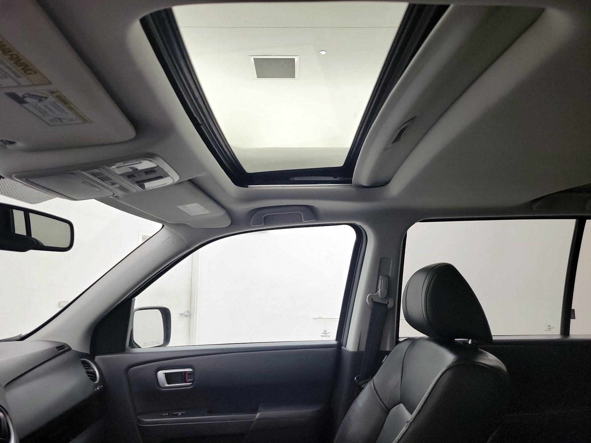 Thumbnail: 2014 Honda Pilot - 20
