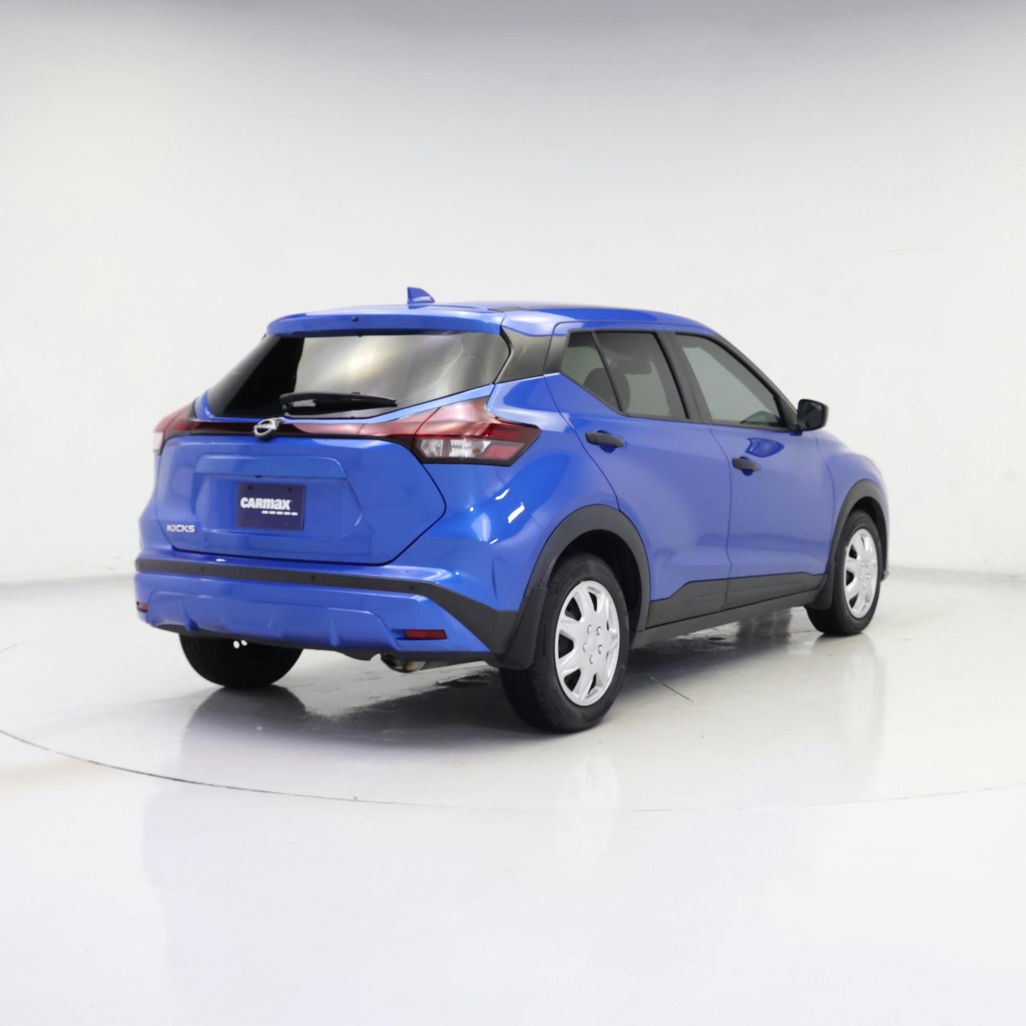 Thumbnail: 2023 Nissan Kicks - 8
