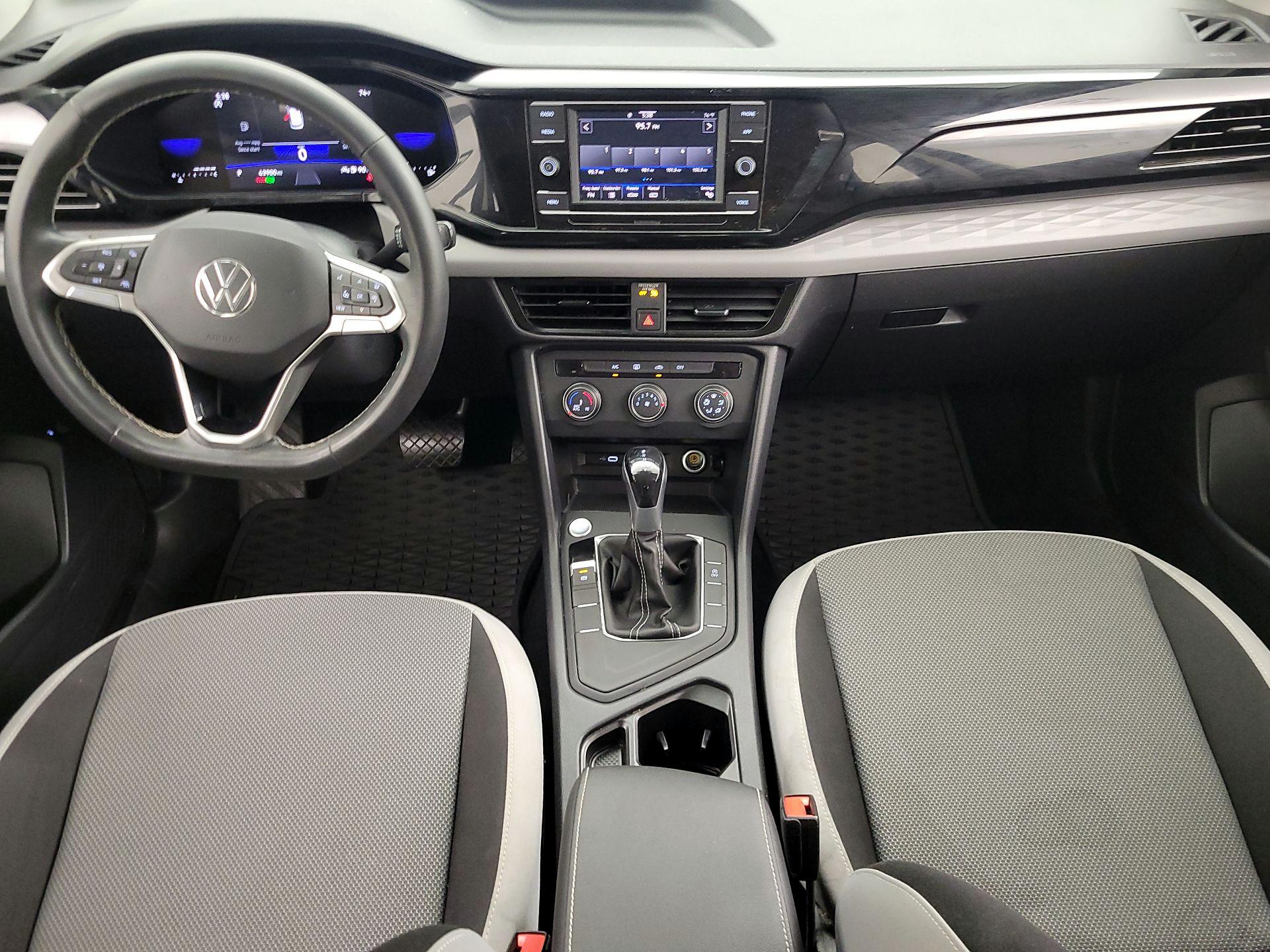 Thumbnail: 2022 Volkswagen Taos - 9