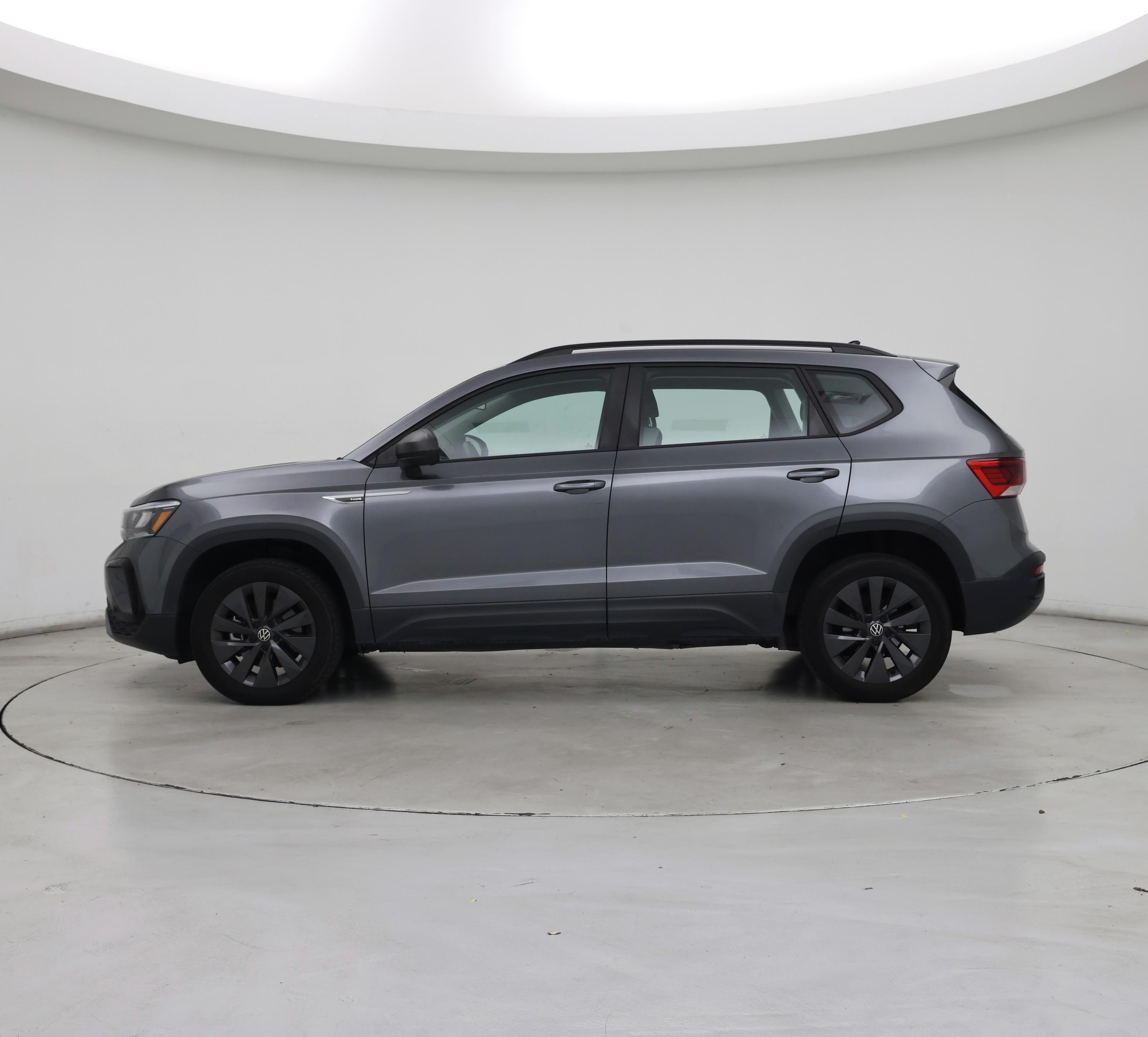 Thumbnail: 2022 Volkswagen Taos - 3