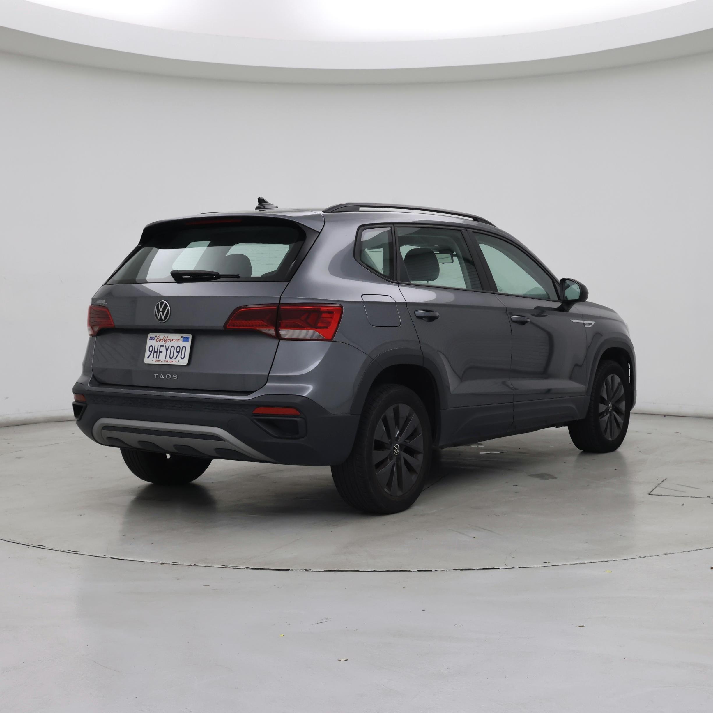 Thumbnail: 2022 Volkswagen Taos - 8