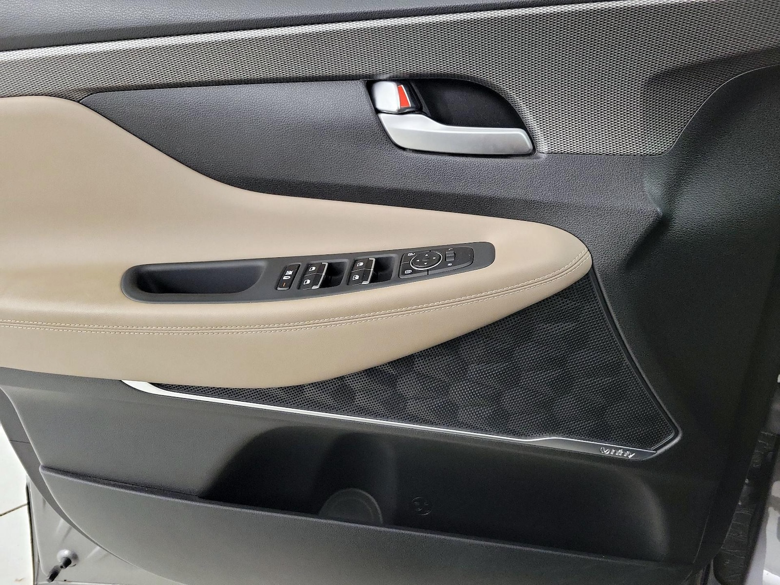 2019 Hyundai Santa Fe Limited - Photo 13