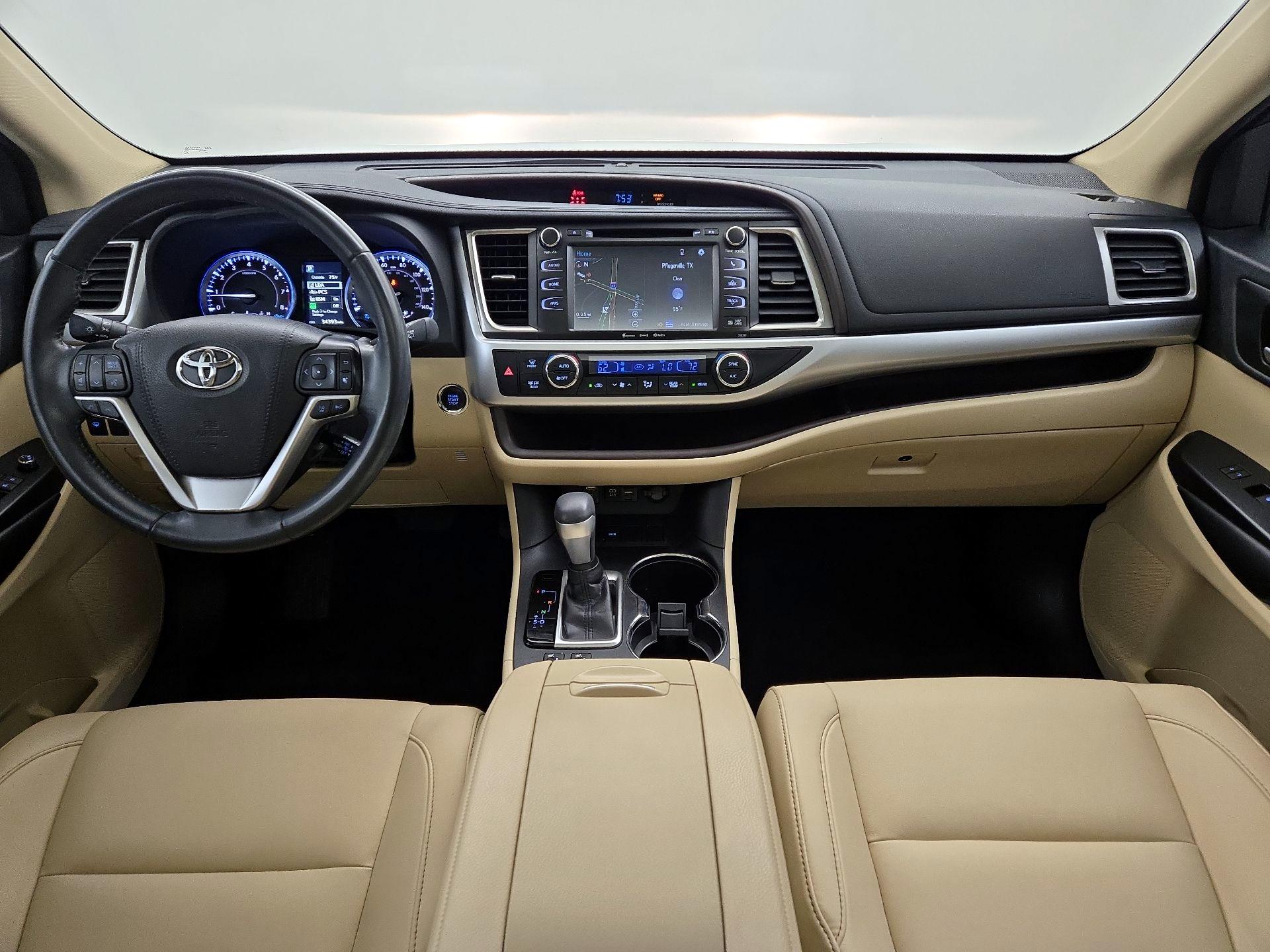 Thumbnail: 2019 Toyota Highlander - 9