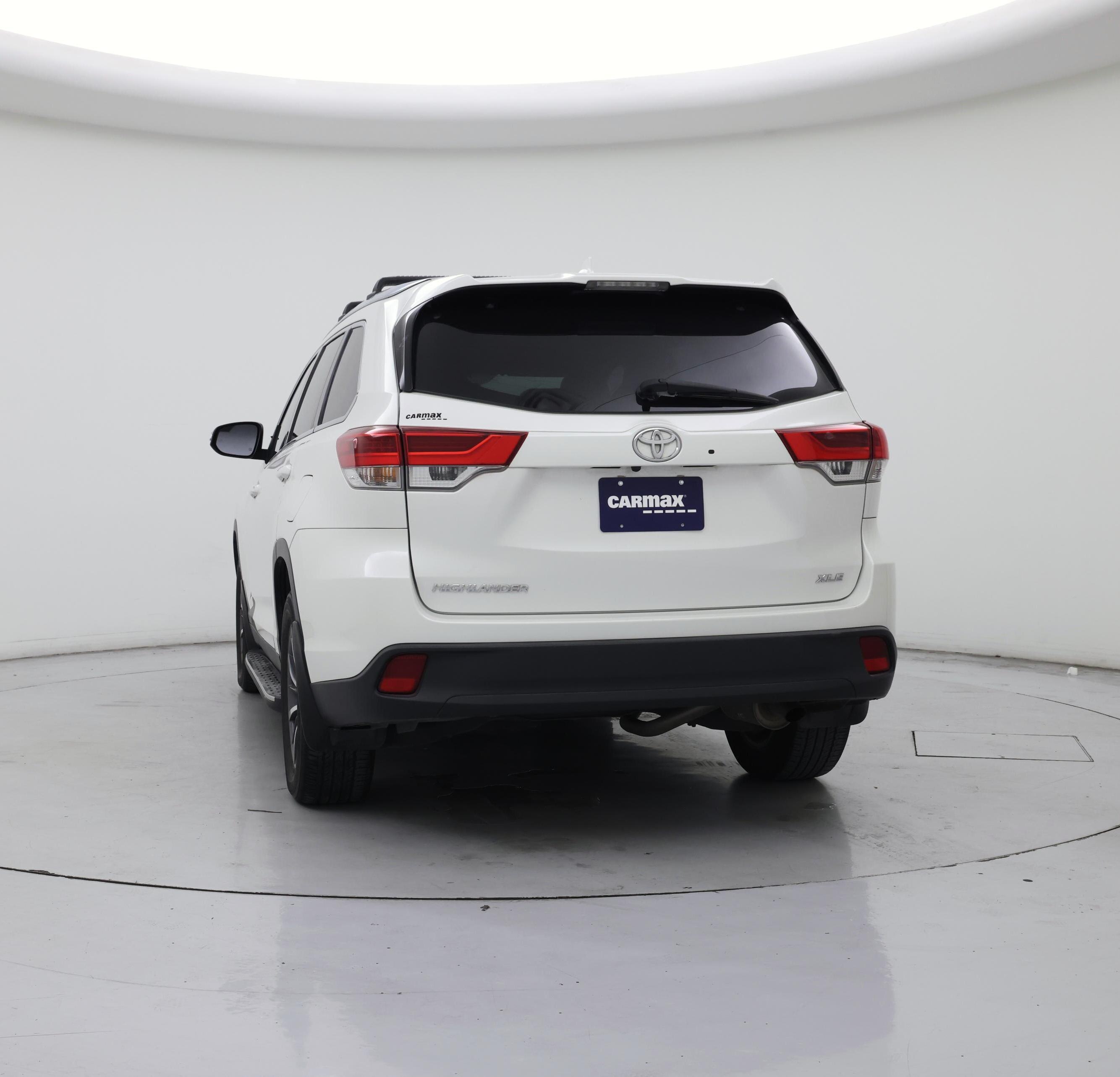 Thumbnail: 2019 Toyota Highlander - 6
