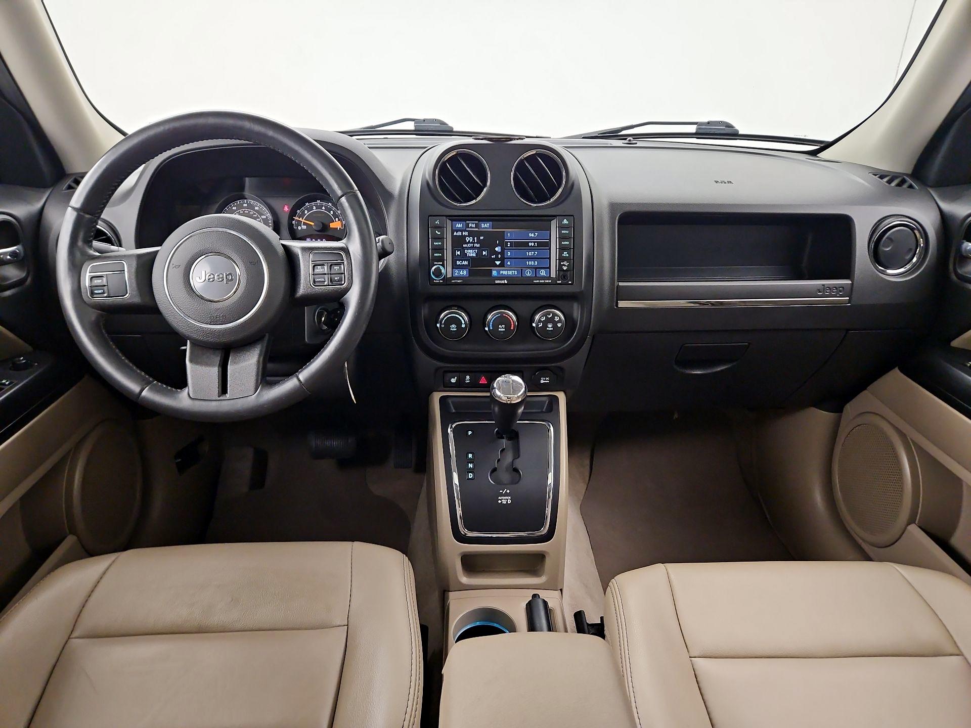 Thumbnail: 2017 Jeep Patriot - 9