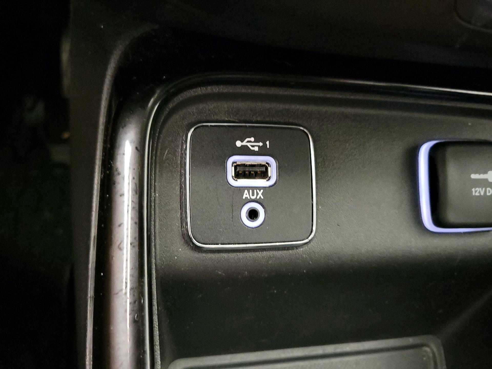 Thumbnail: 2019 Jeep Compass - 18