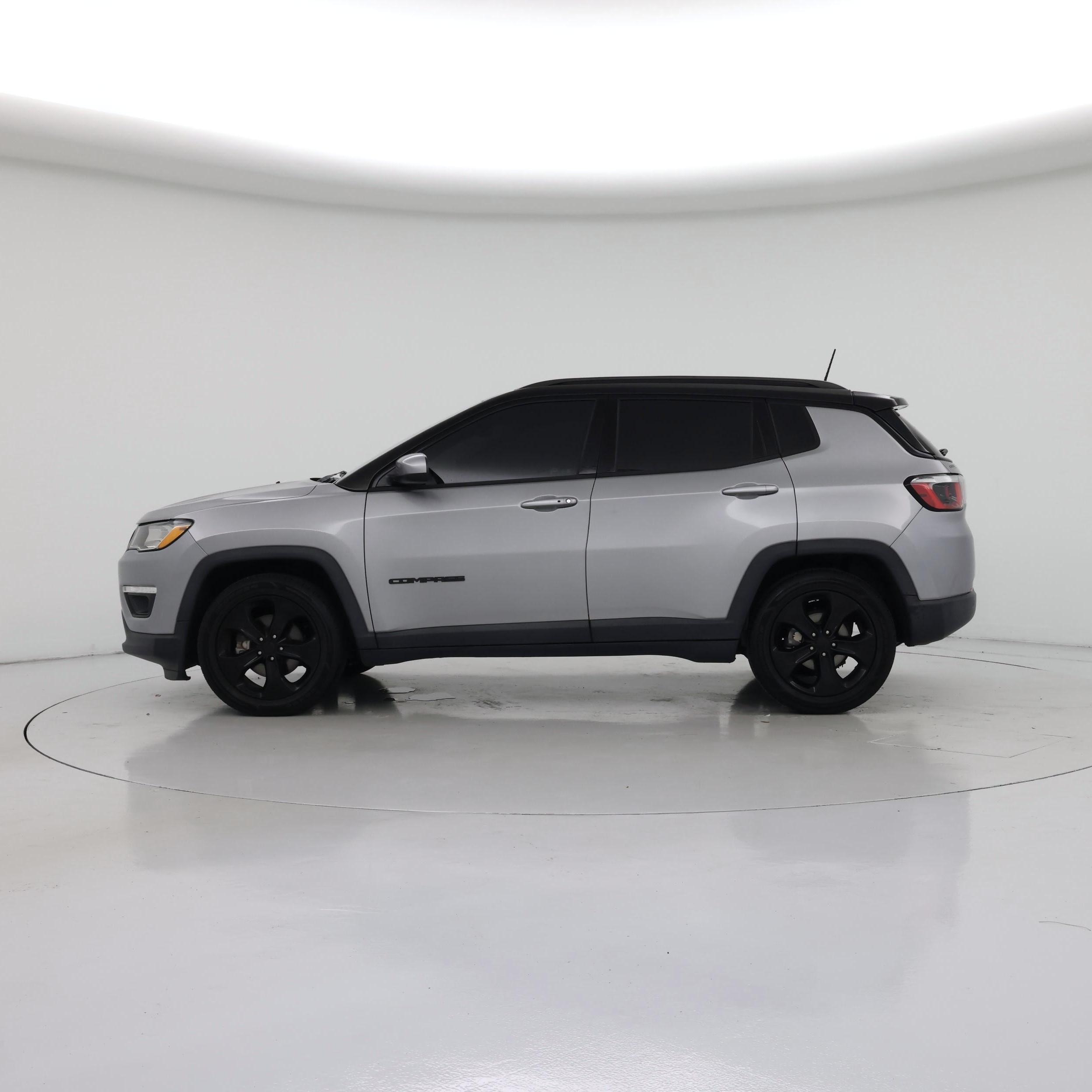 Thumbnail: 2019 Jeep Compass - 3