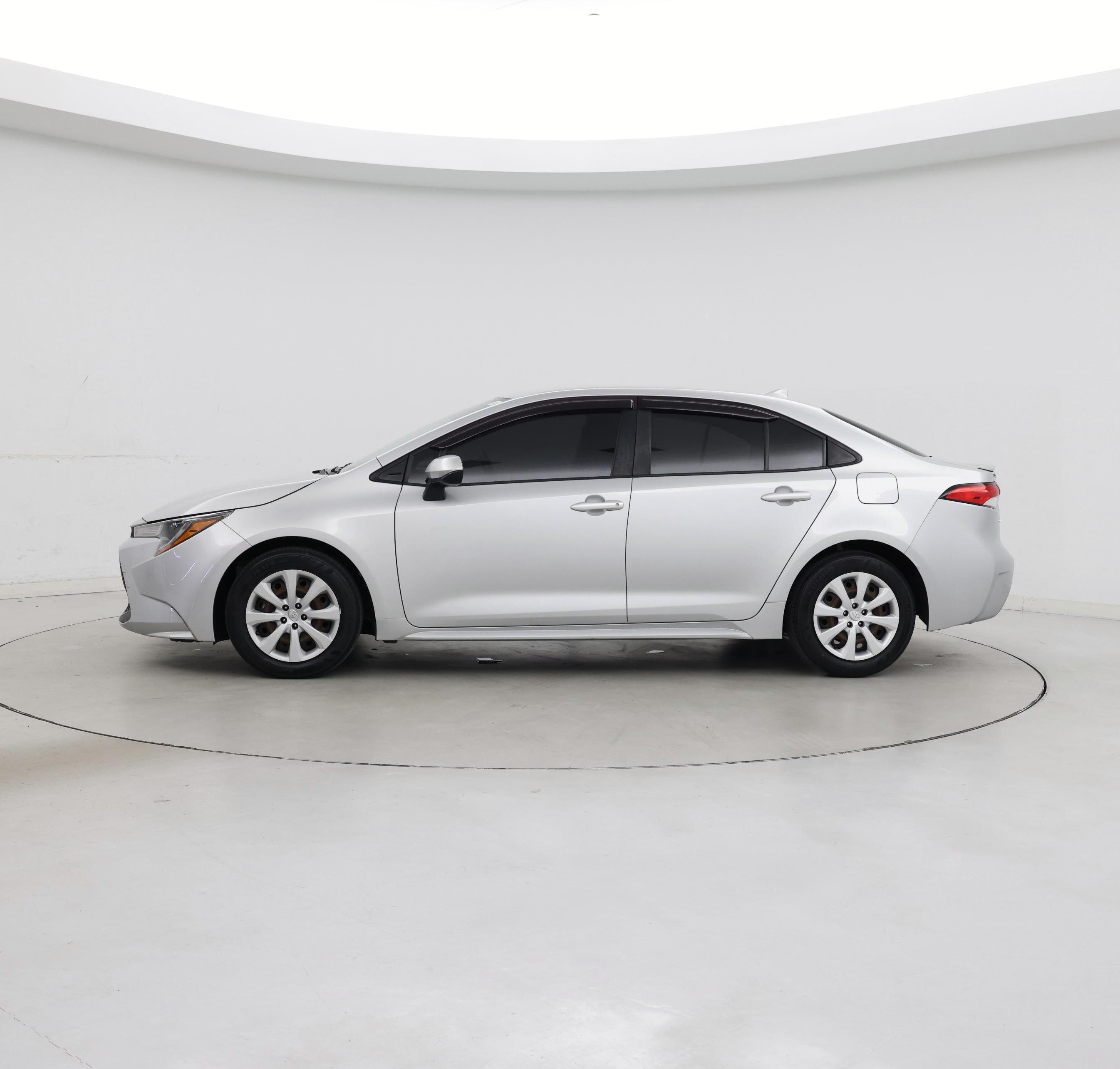 Thumbnail: 2022 Toyota Corolla - 3