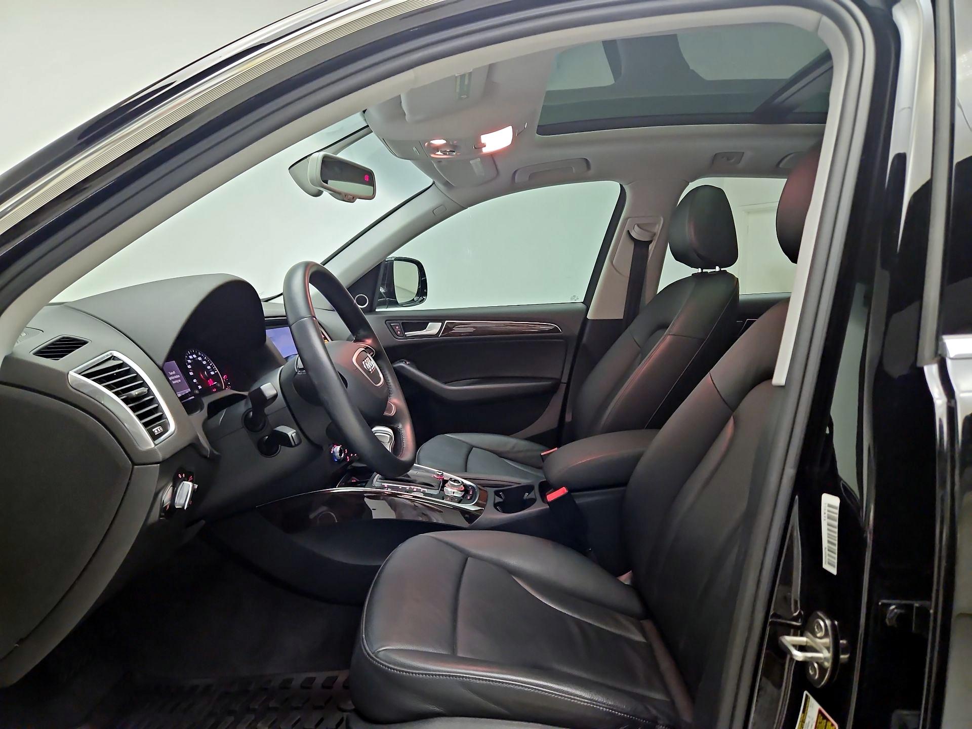 Thumbnail: 2016 Audi Q5 - 11