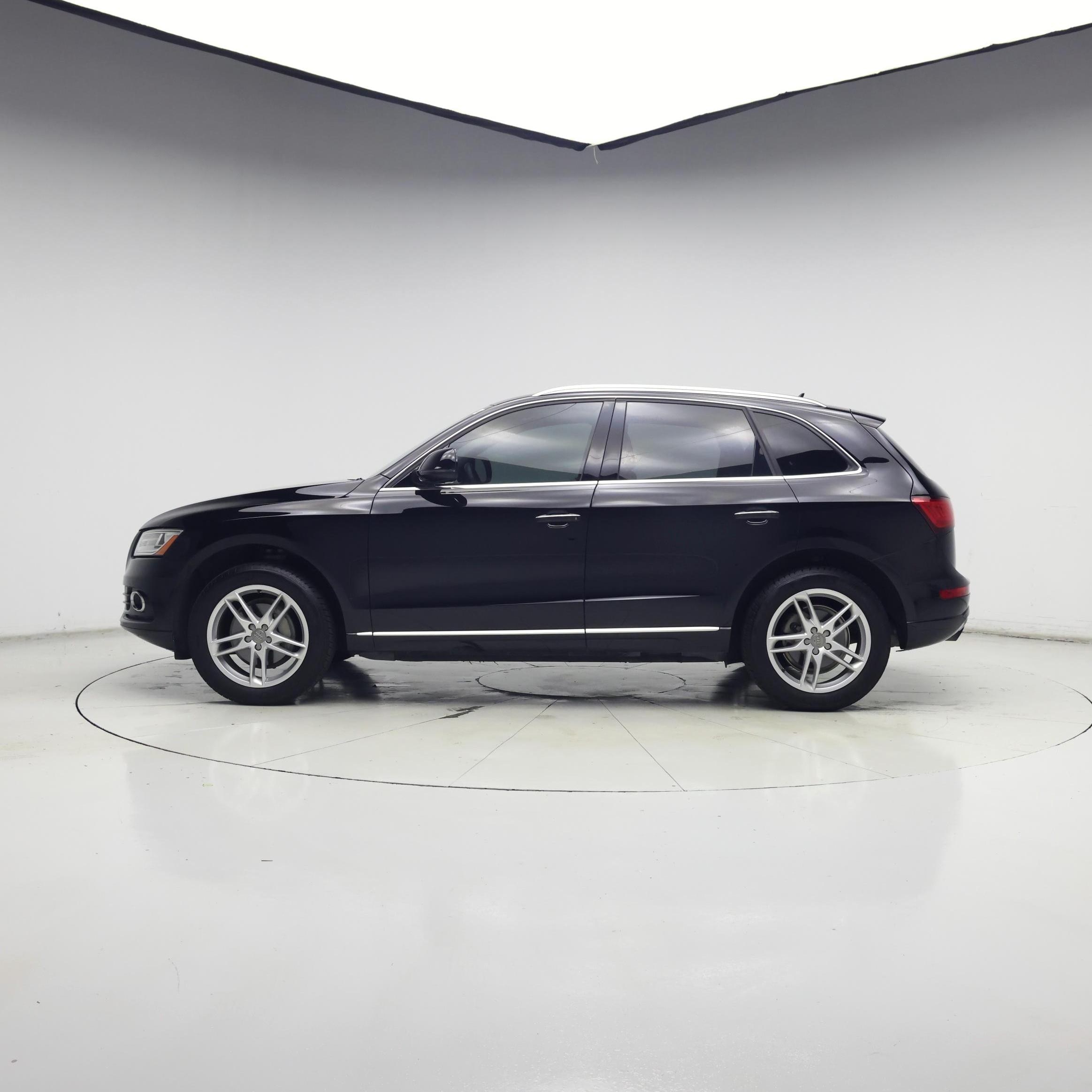 Thumbnail: 2016 Audi Q5 - 3