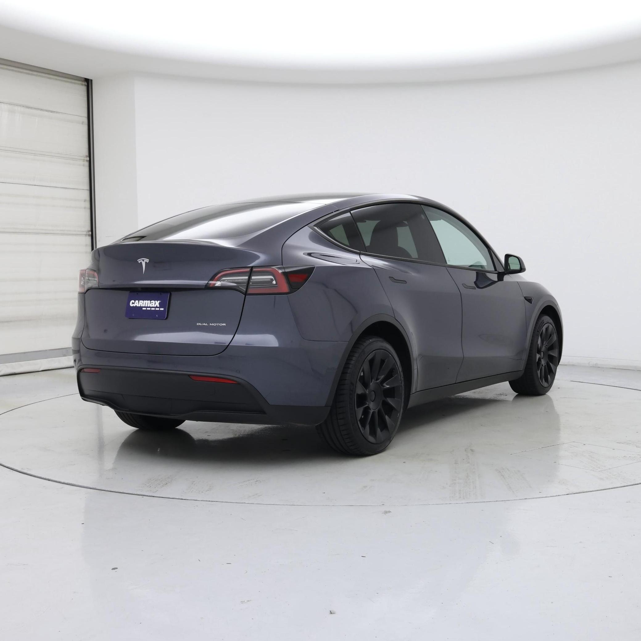 Thumbnail: 2022 Tesla Model Y - 8