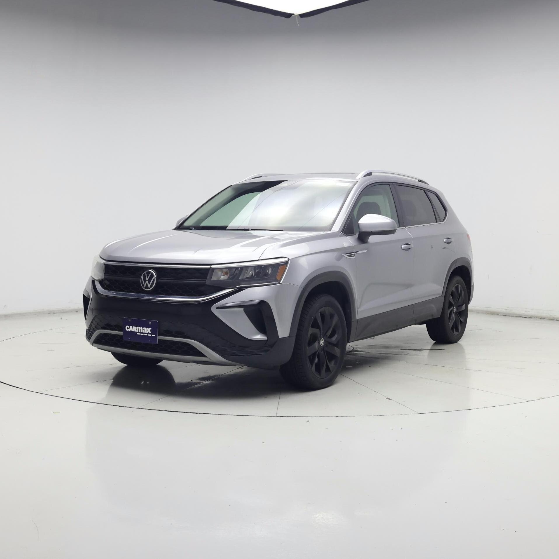 Thumbnail: 2023 Volkswagen Taos - 4